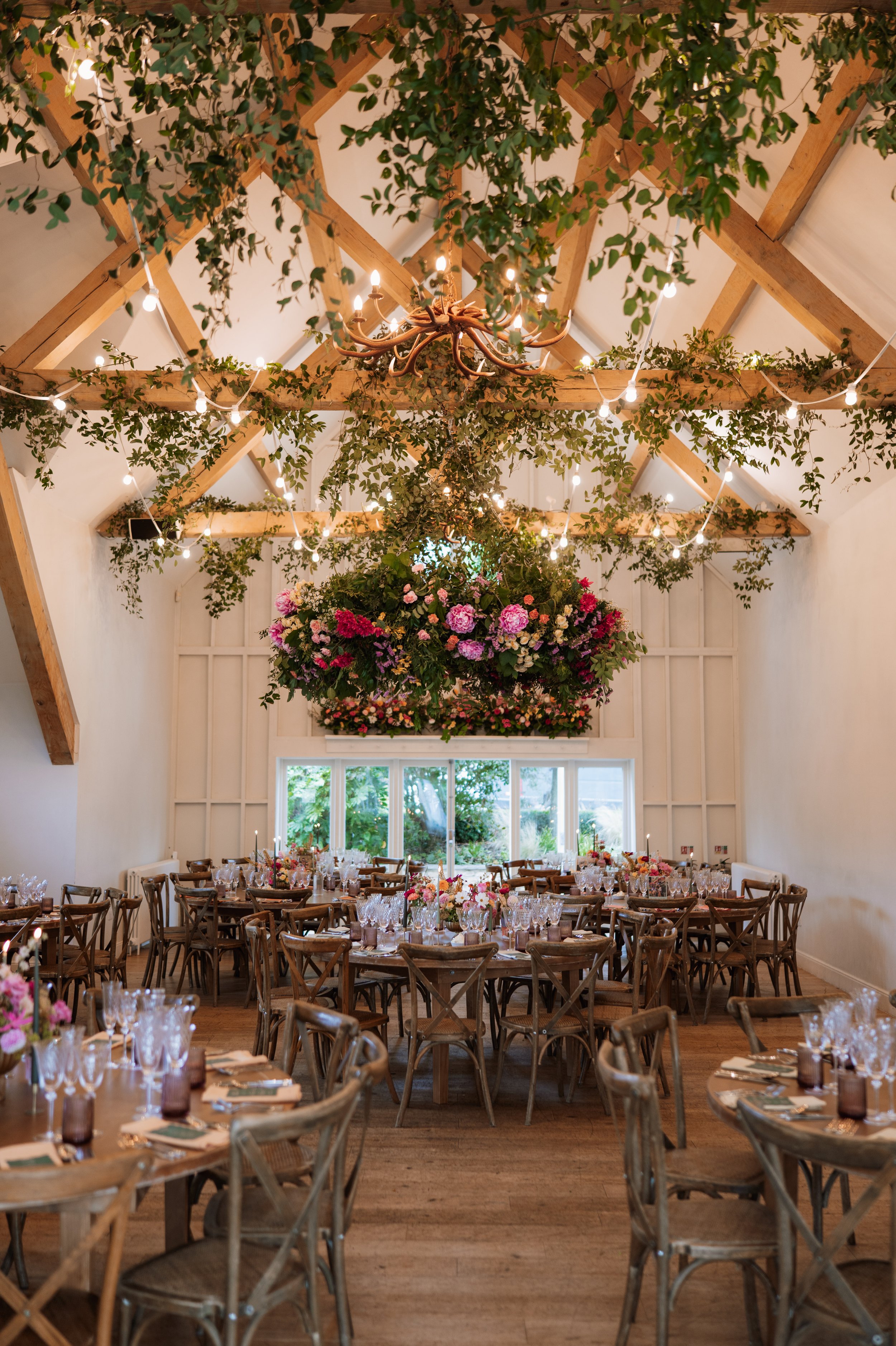 colourful-wedding-florist-hyde-hosue.jpg