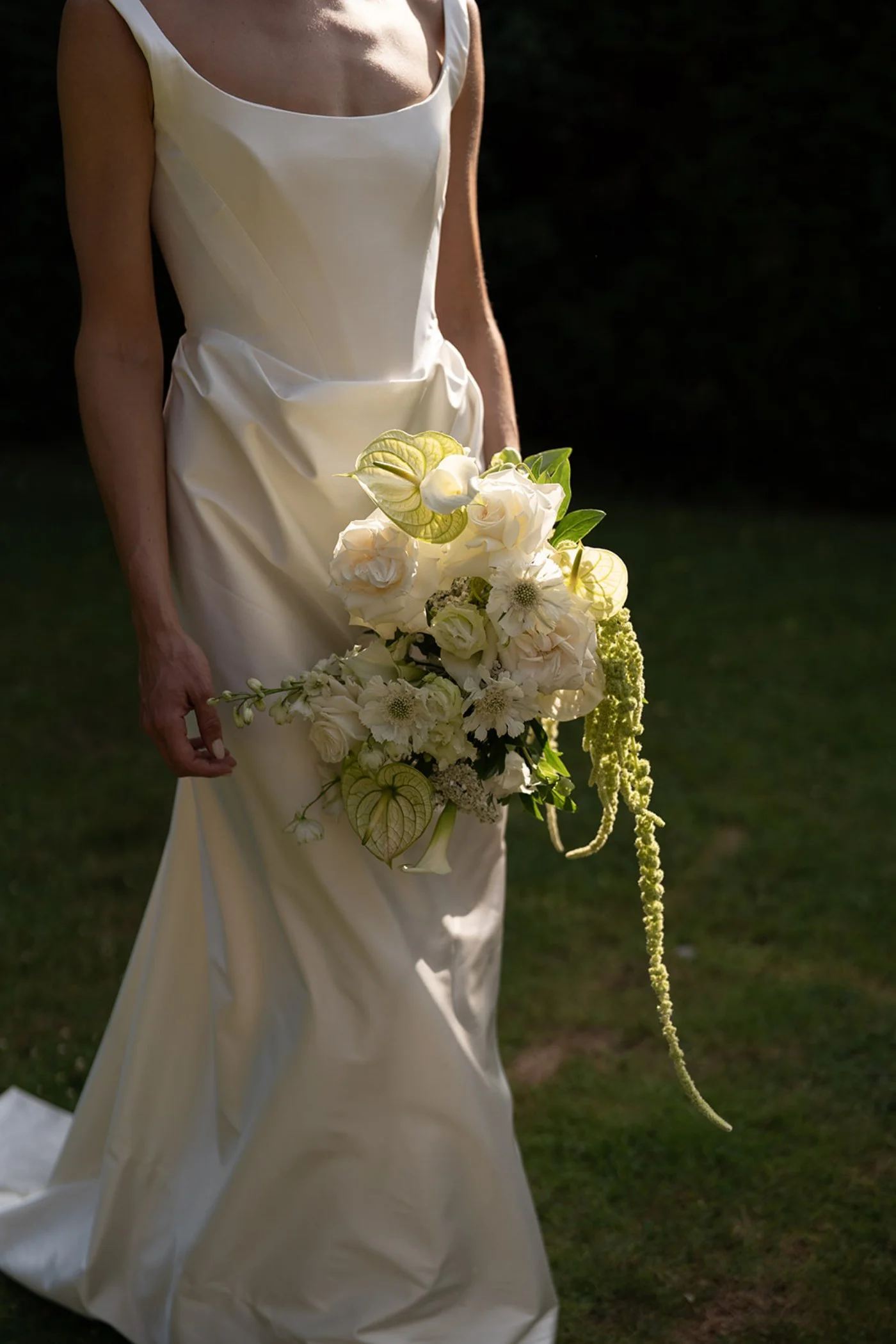 the-way-to-bloom-luxury-wedding-florist-uk-12.jpeg