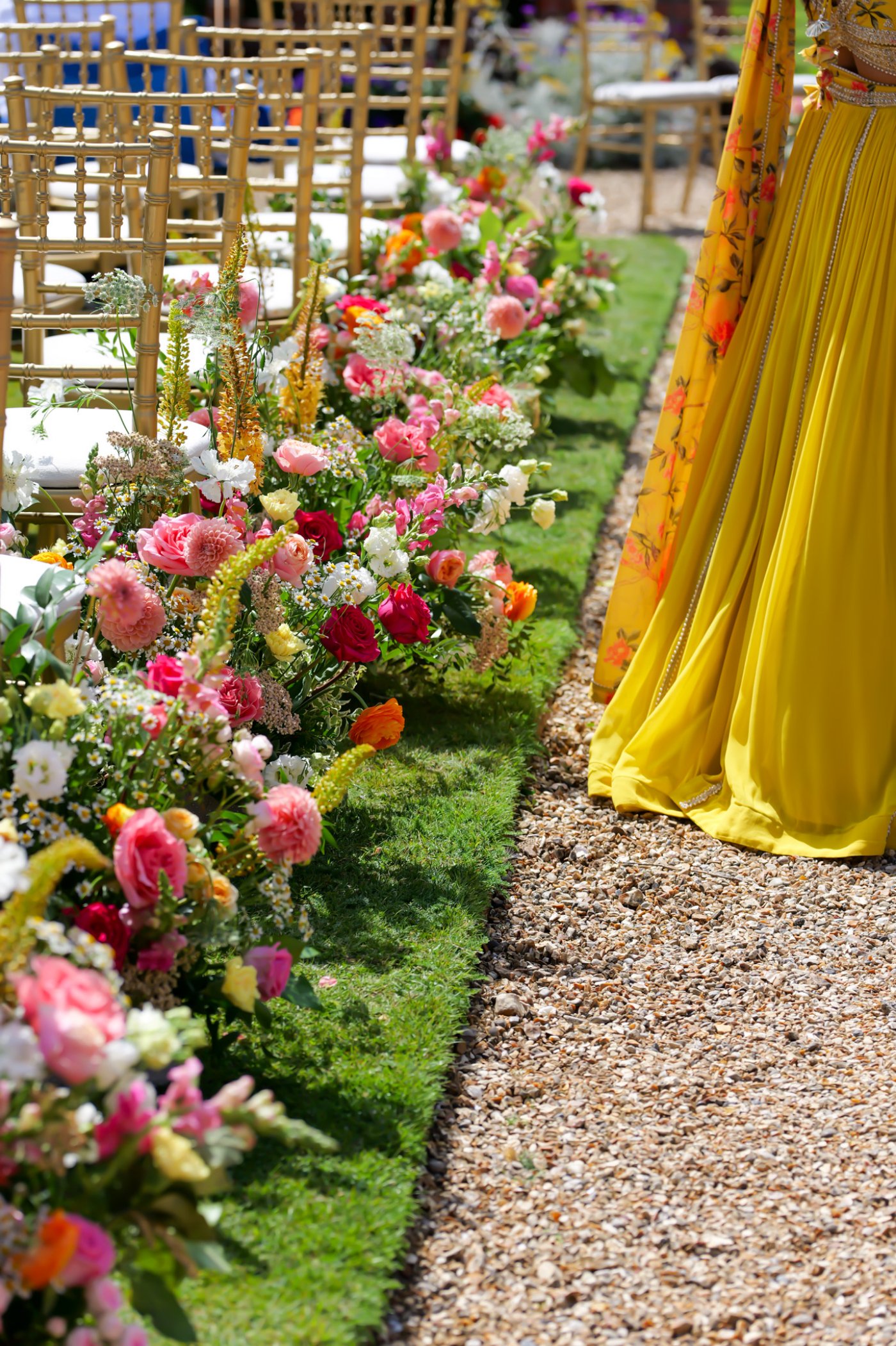 the-way-to-bloom-luxury-wedding-florist-uk-40.jpeg