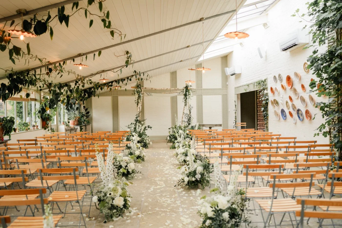 the-way-to-bloom-kin-house-wedding-florist-18.jpeg