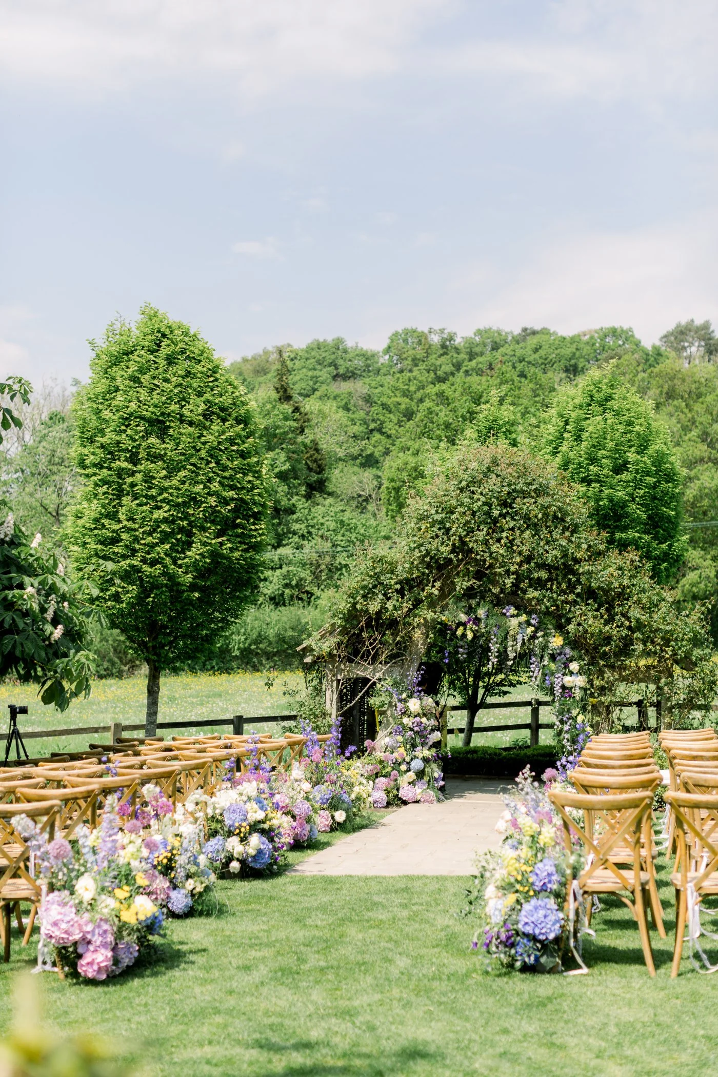 the-way-to-bloom-hyde-house-wedding-florist-05.jpeg