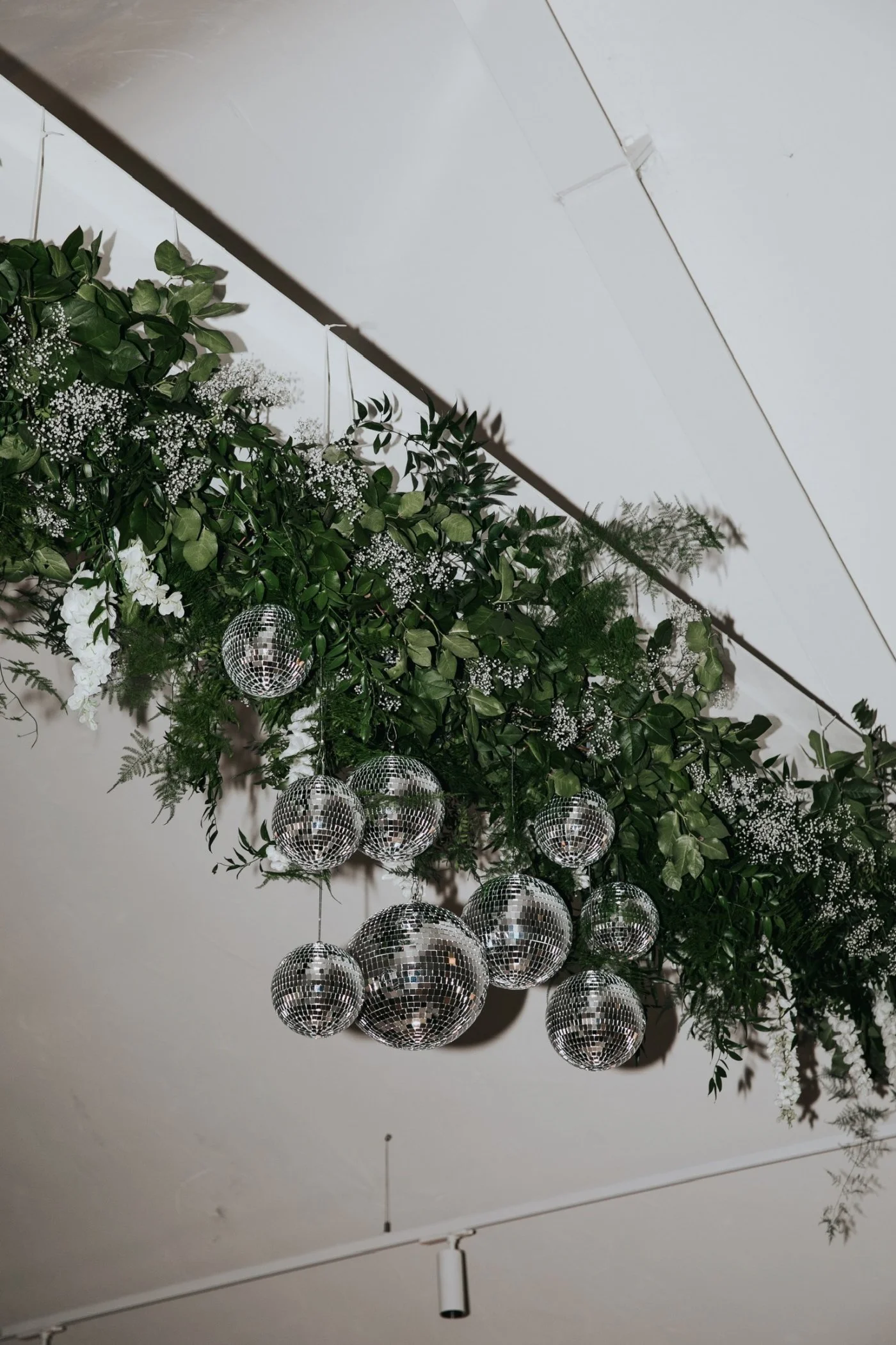 the-way-to-bloom-kin-house-wedding-florist-08.jpeg