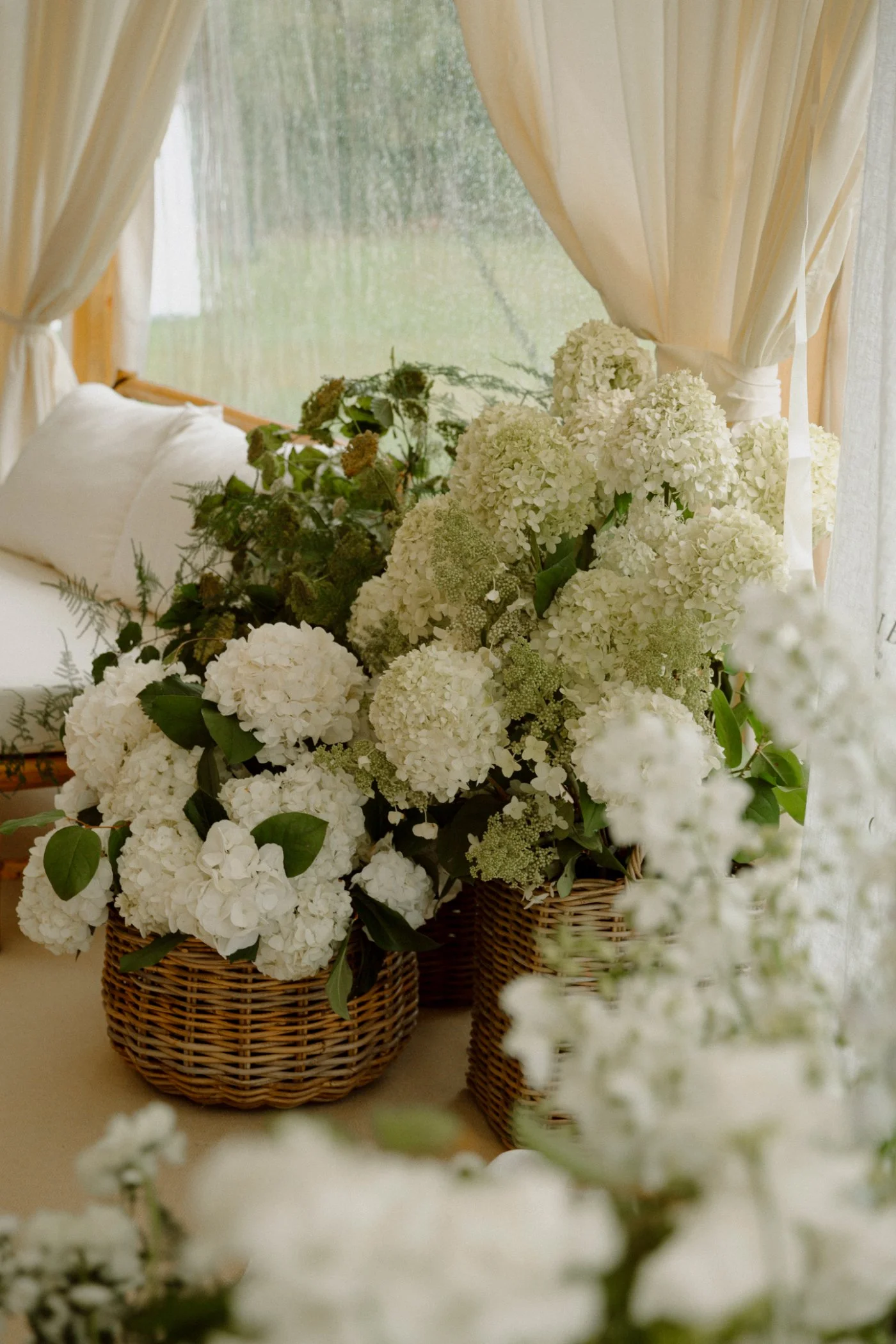 the-way-to-bloom-cornwell-manor-wedding-florist-07.jpeg