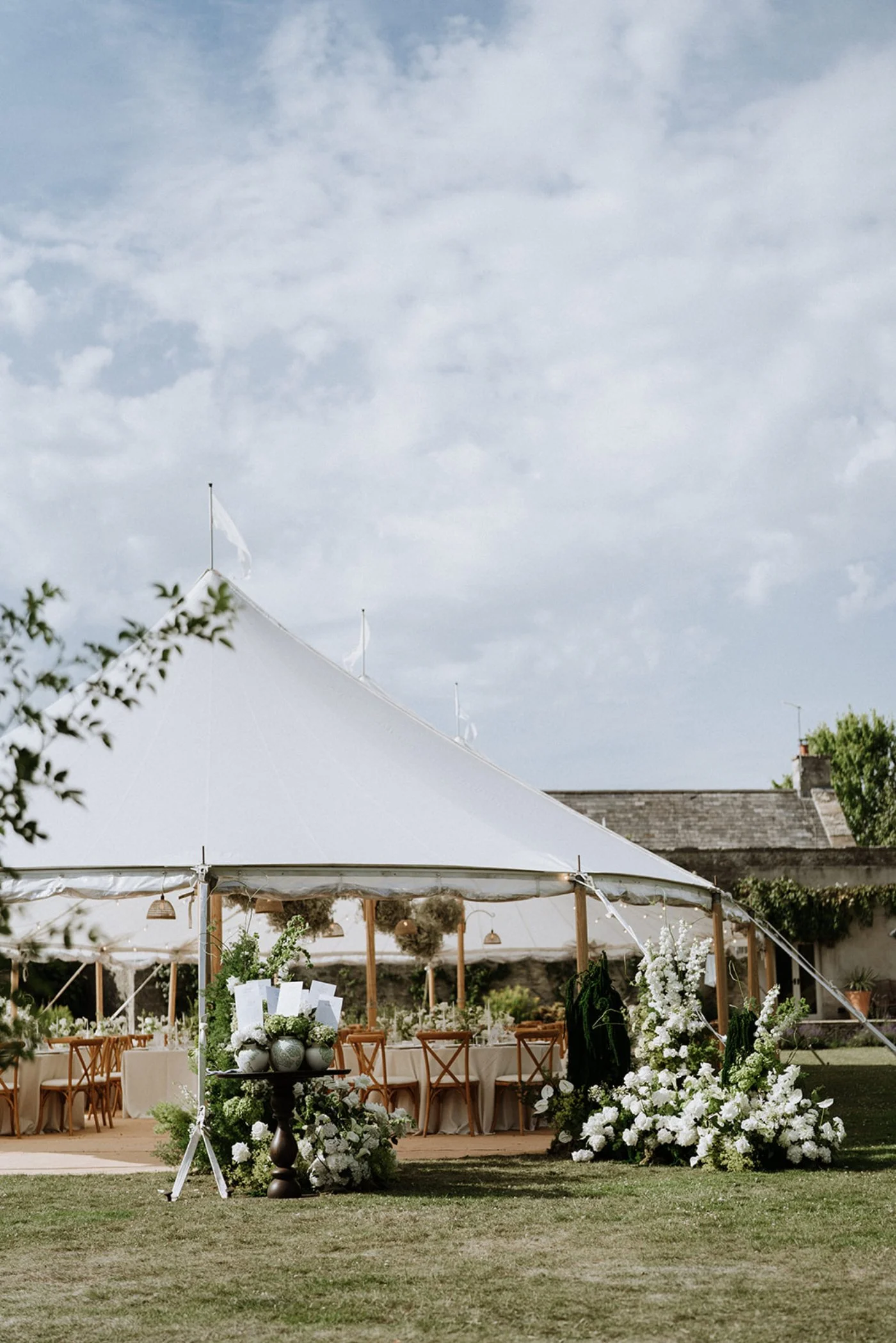the-way-to-bloom-wiltshire-wedding-florist-03.jpeg
