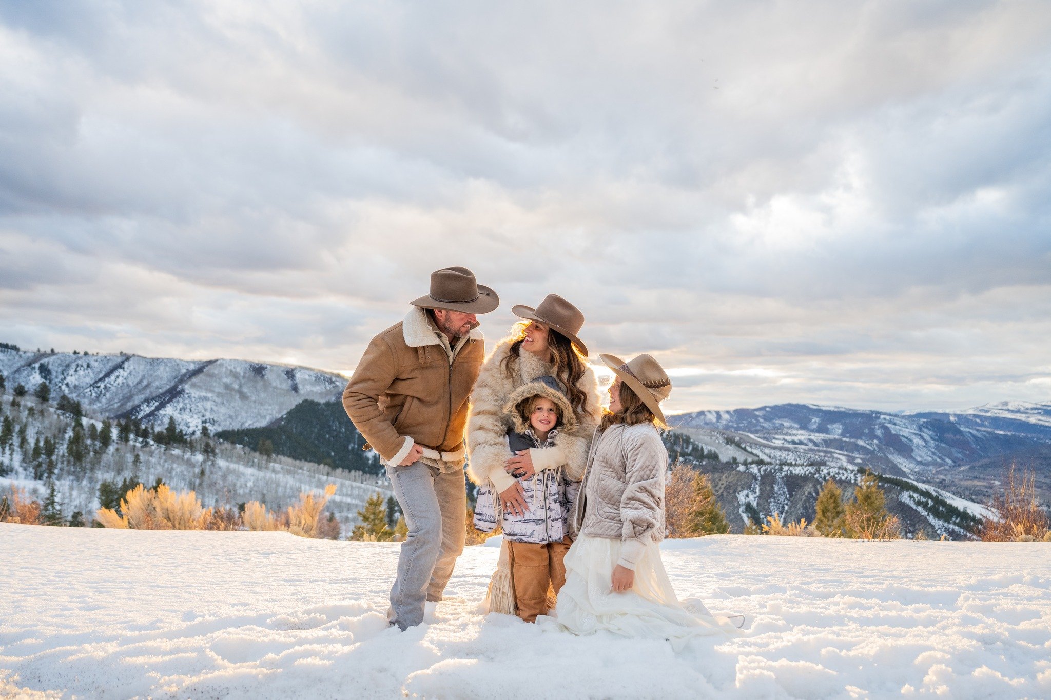 As the sun is setting on our 2024-2025 ski season we are so grateful for all the wonderful guests this winter. We look forward to welcoming you to and your family this summer @ritzcarltonbachelorgulch 

We will be open durning the off season here in 
