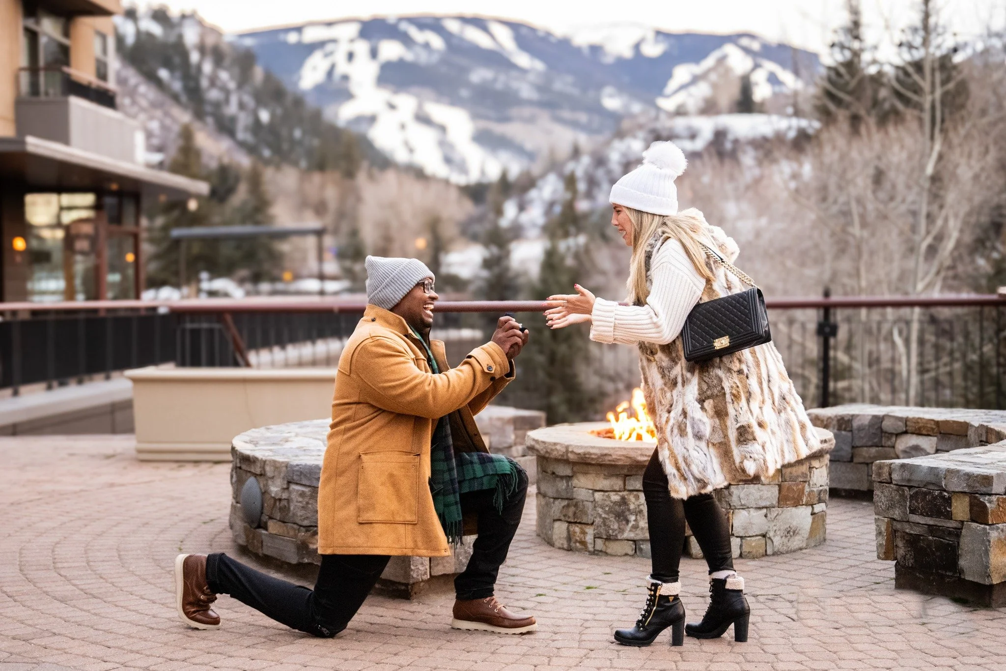 A winter proposal at@westinriverfront  is pure magic&mdash;where mountain elegance meets unforgettable moments.
💍 Forever begins along the Eagle River.

#WestinRiverfront
#WestinHotels
#WestinMoments
#MountainProposal
#RockyMountainRomance
#BeaverCr