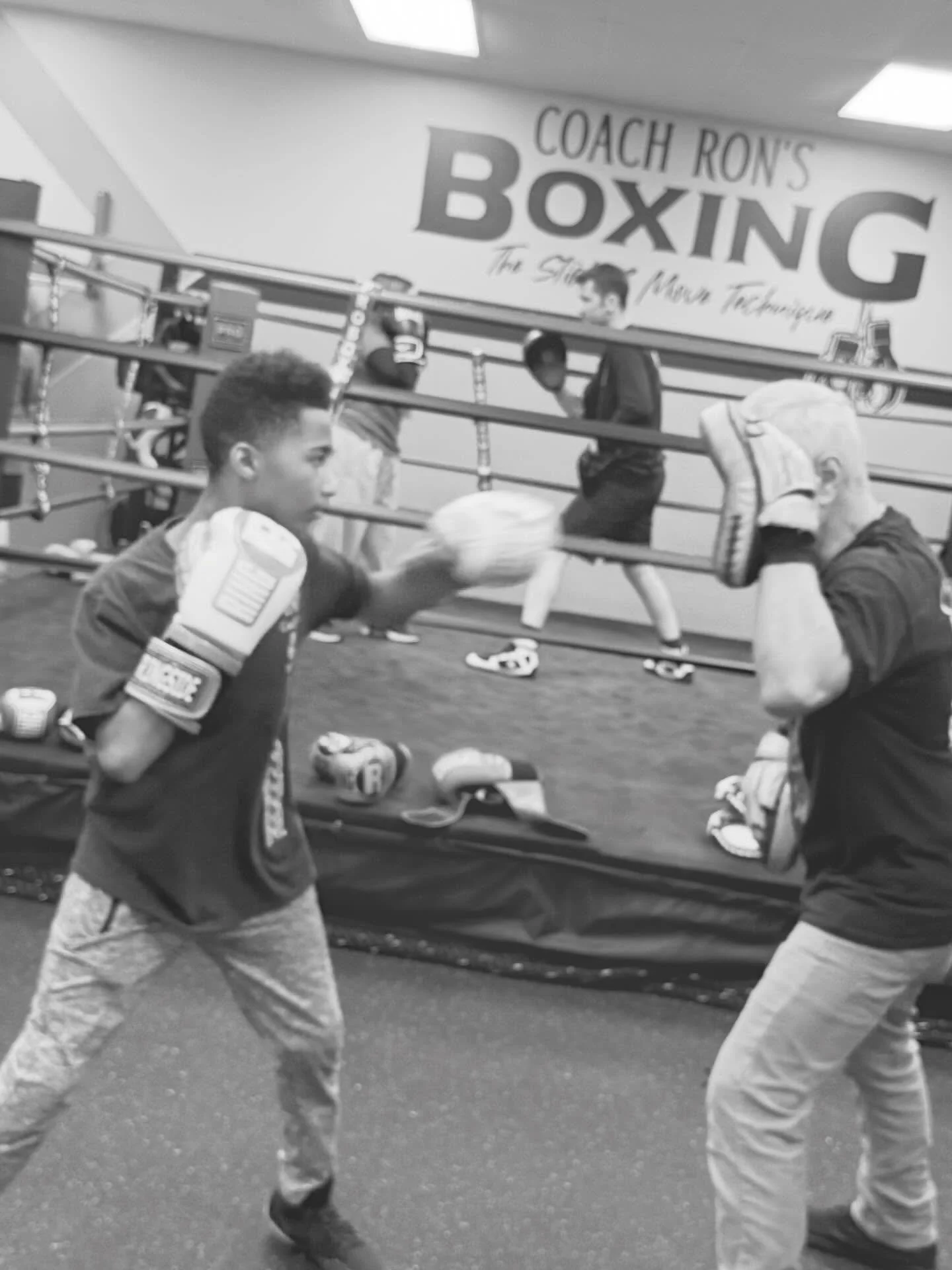 Training day at CRB&hellip; Youth training session 12-14yrs
We are a (OHANA) family based boxing/fitness training center located in east Bremerton, near Lowe&rsquo;s