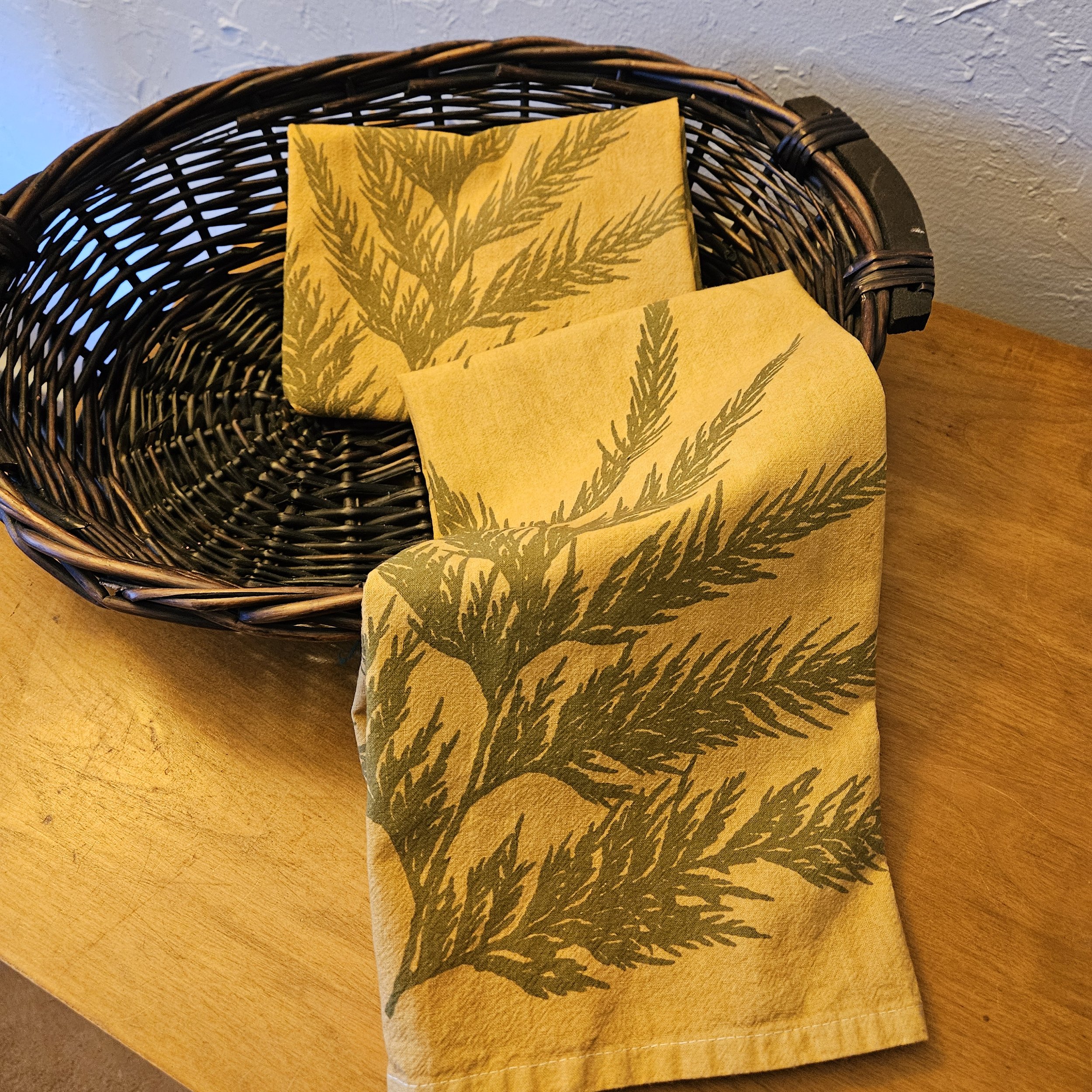 Gold towel.jpg