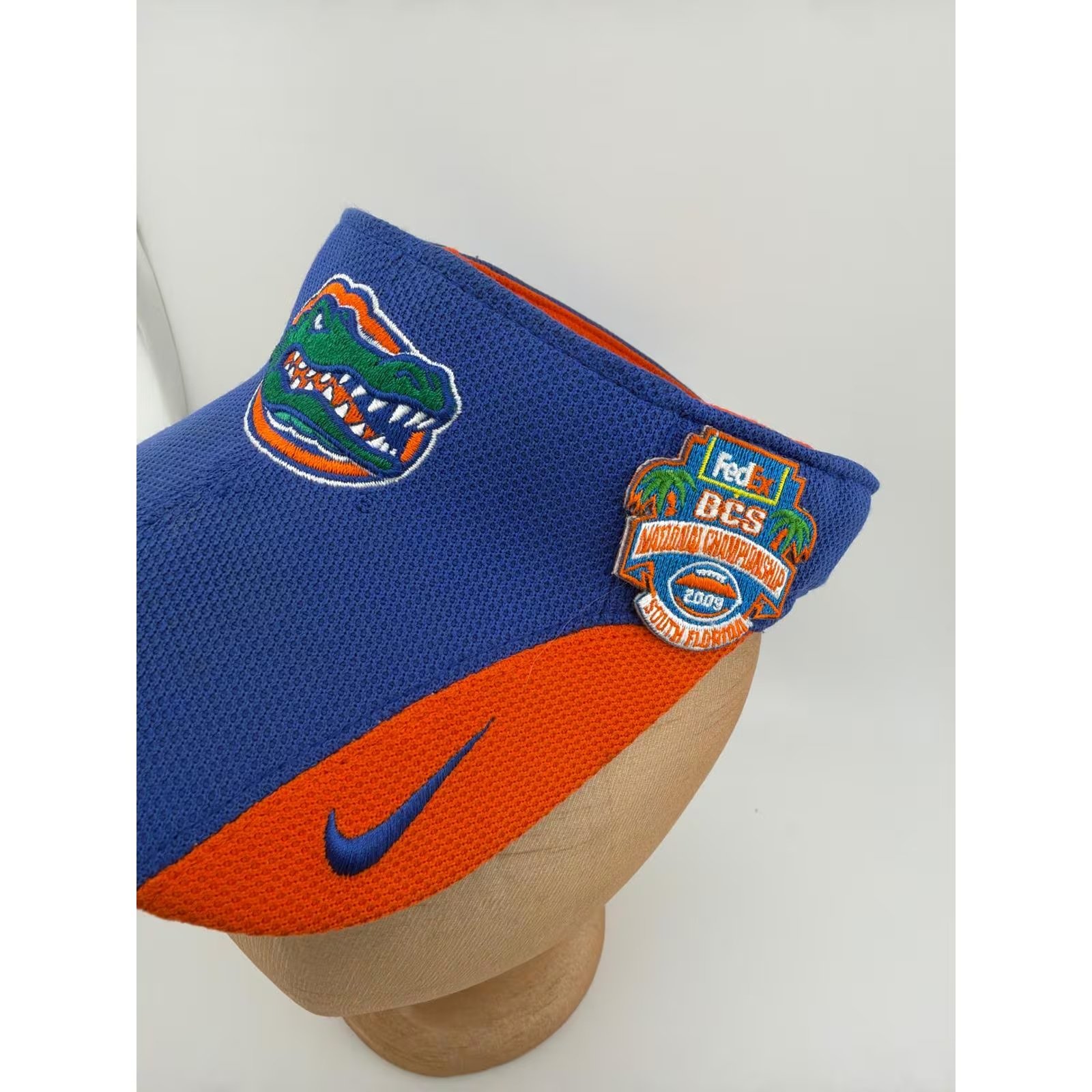 nike-florida-gators-blue-orange-embroidered-adjustable-visor-02.jpg