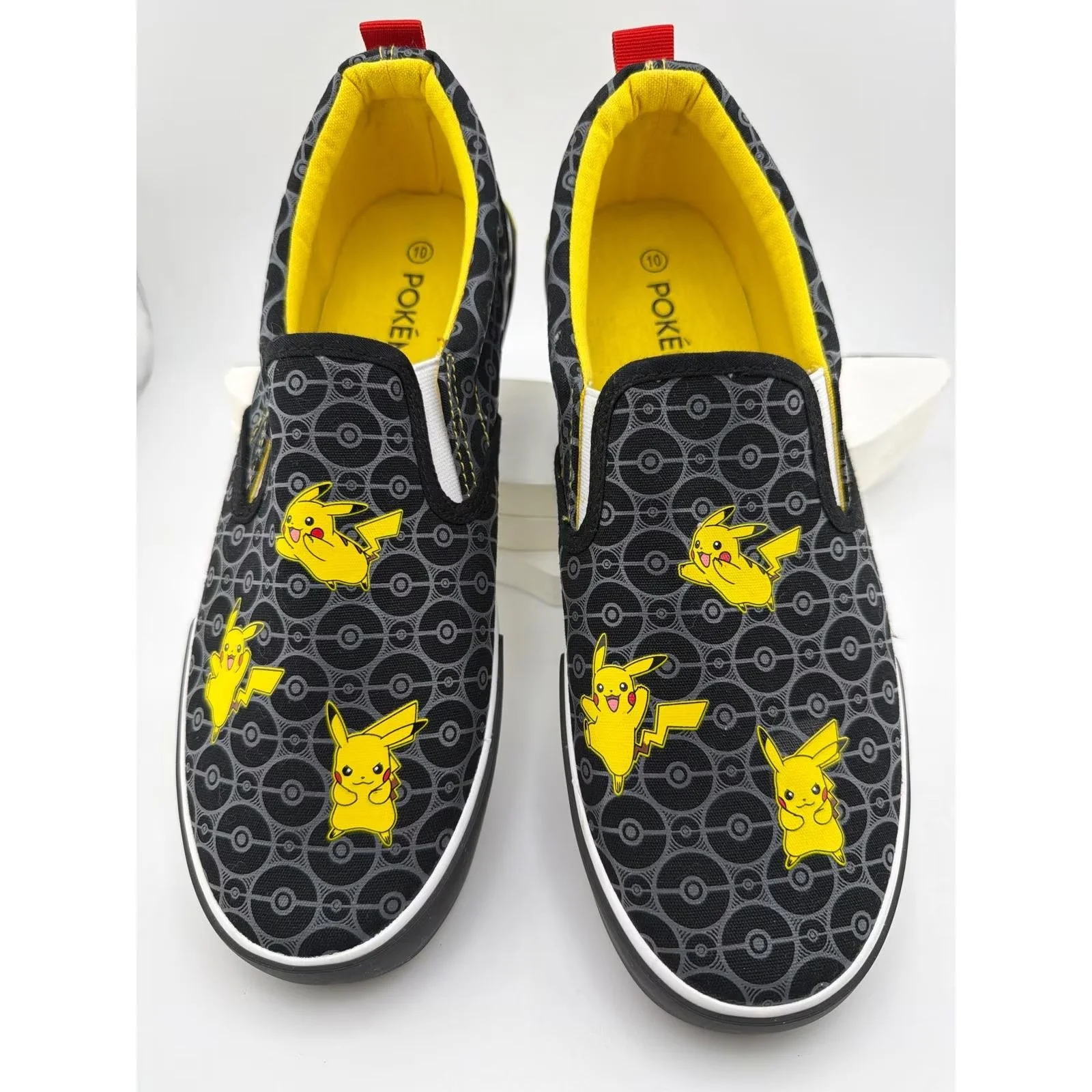 Ground Up Pokemon Pikachu Slip-On Canvas Sneakers Mens 10 — photo 1 of 5