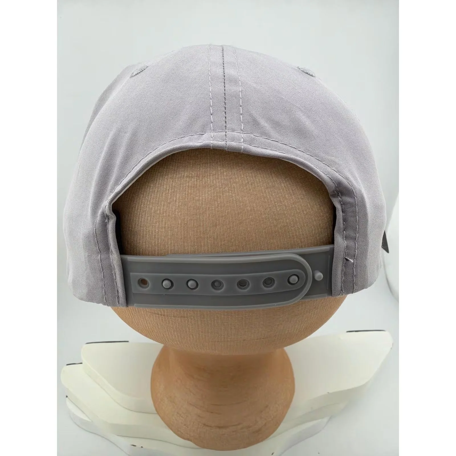 TriTech Ocean Gray 4-Way Stretch UPF 30 Performance Baseball Cap — photo 4 of 5