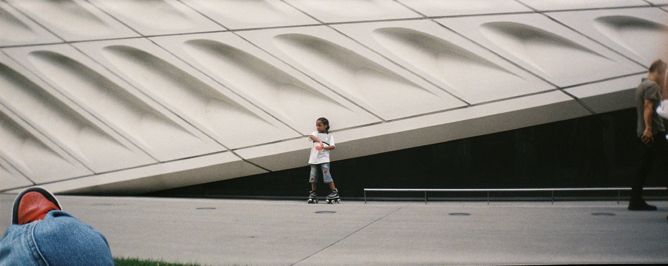 000Valeria001977-R1-001-00.jpg