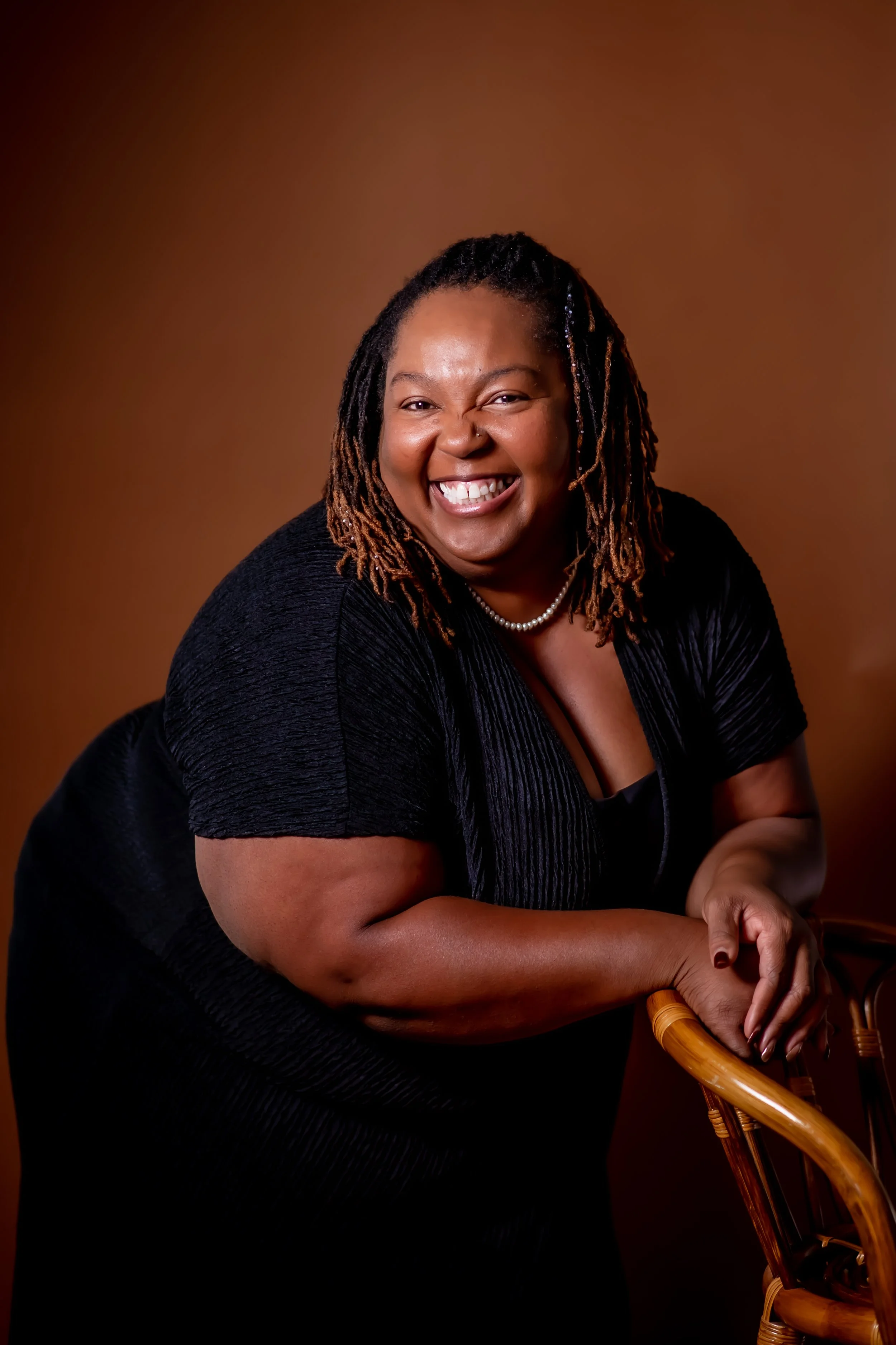 Demetria Bonds, LMSW — ENM affirming therapist Oklahoma