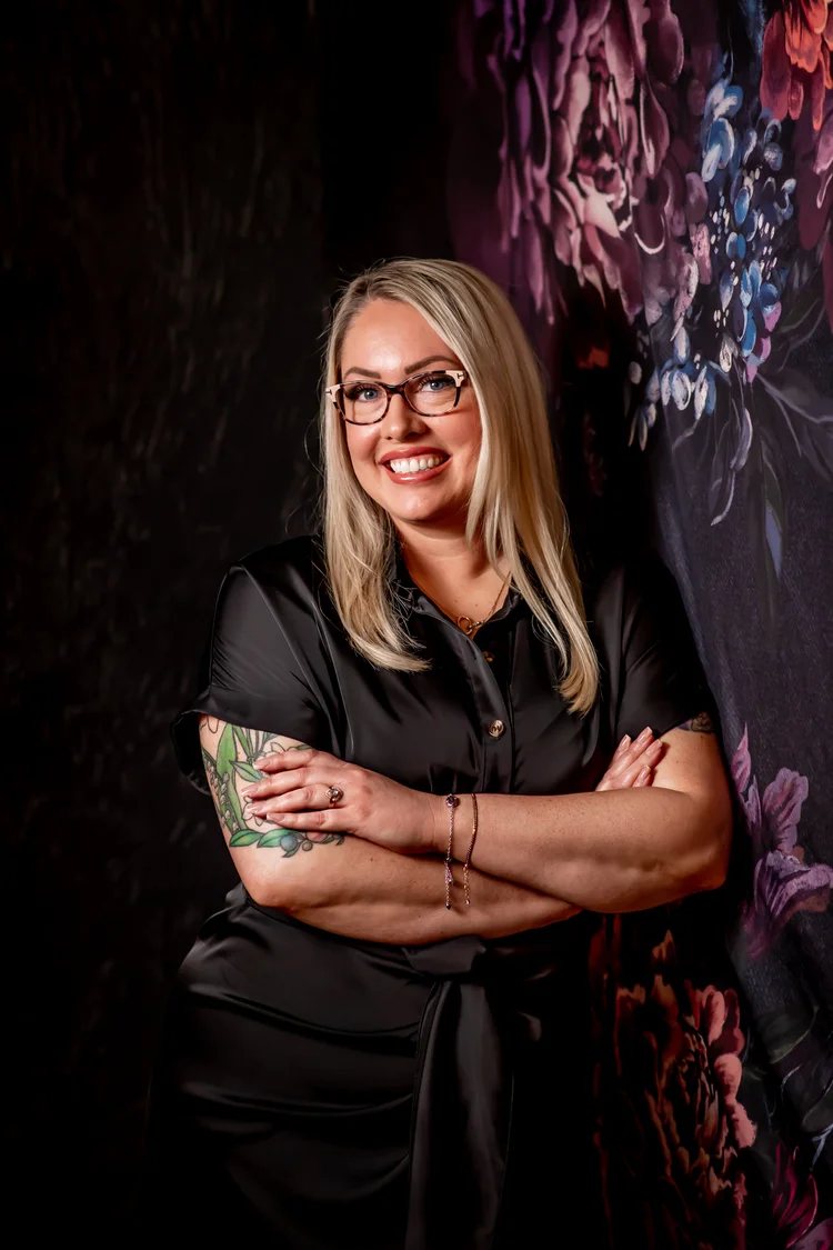 Taylor Hendricks, LMSW, therapist for adult children of dysfunctional families in Oklahoma at Ala Therapy Collective