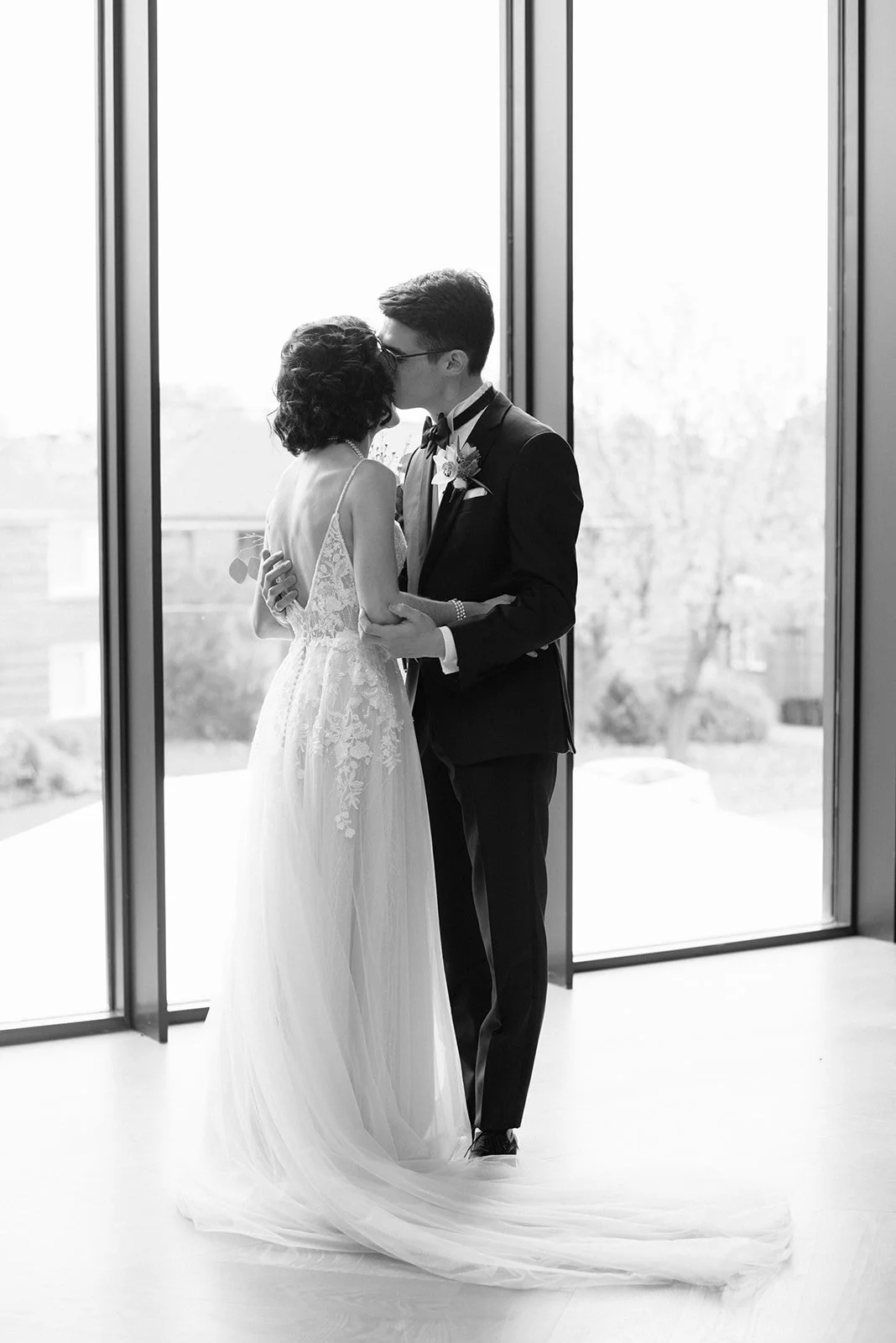 Jessica-Laforet-Toronto-Wedding-Beth-Tzedec-bride-groom-portrait-Toronto-Wedding-Photographer.jpg
