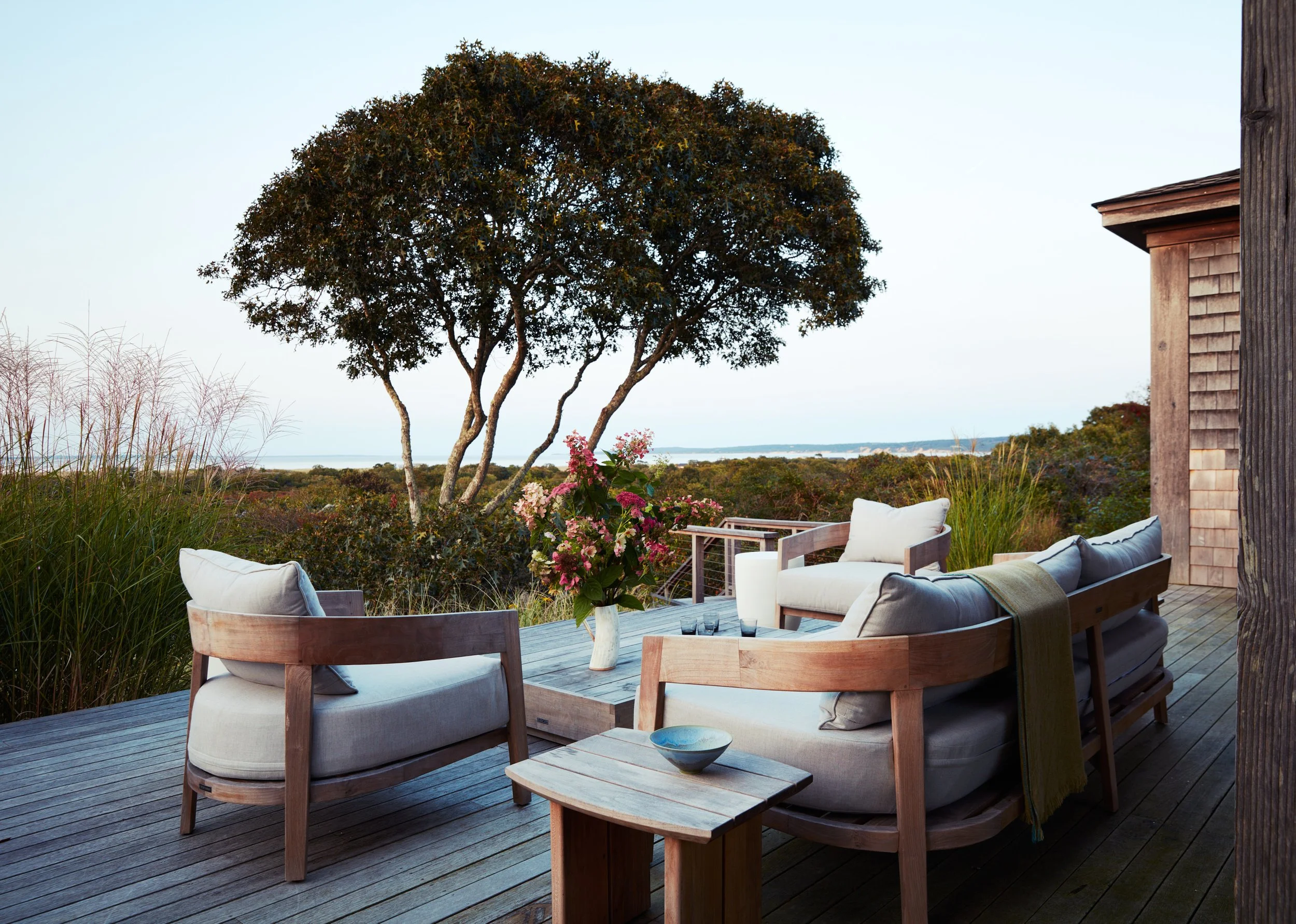 Martha's Vineyard Coastal Luxury Ocean Home
