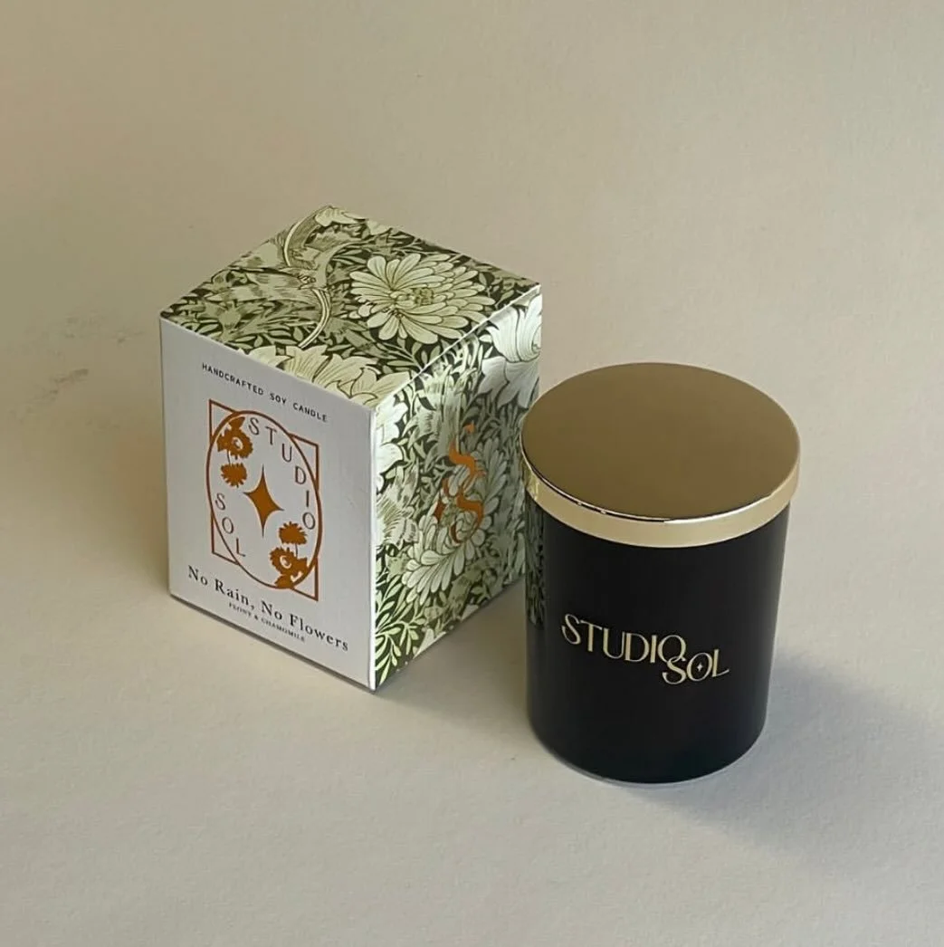 No rain, no flowers. 

Peony and Chamomile.

A lively summer scent wrapped up with the enticing notes of a garden in full bloom