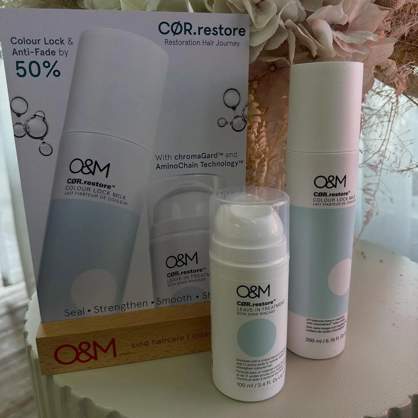 Why we are so In love with @originalmineral  new 
Core restore range !! 

1. Combing has never been easier 

2. Your hair has never been shinier 

3. Anti fade by 50% 

4. Reduce frizz and repair hair !! 

Blow waving has never been better ! 

Availa