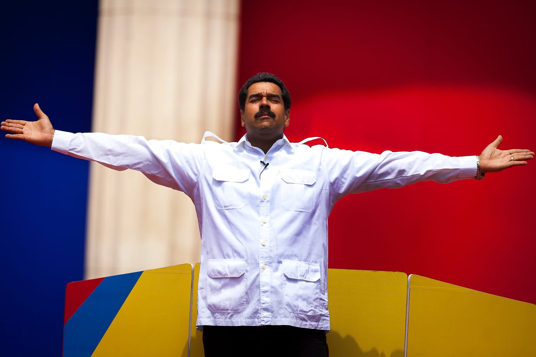 maduro_PHOTO-2024-09-16-12-23-37.jpg