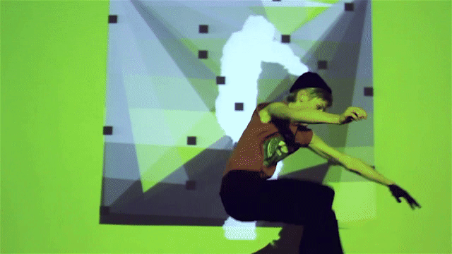 Harald_Haraldsson_Siminn_x_Wonwei_Gif_3.gif