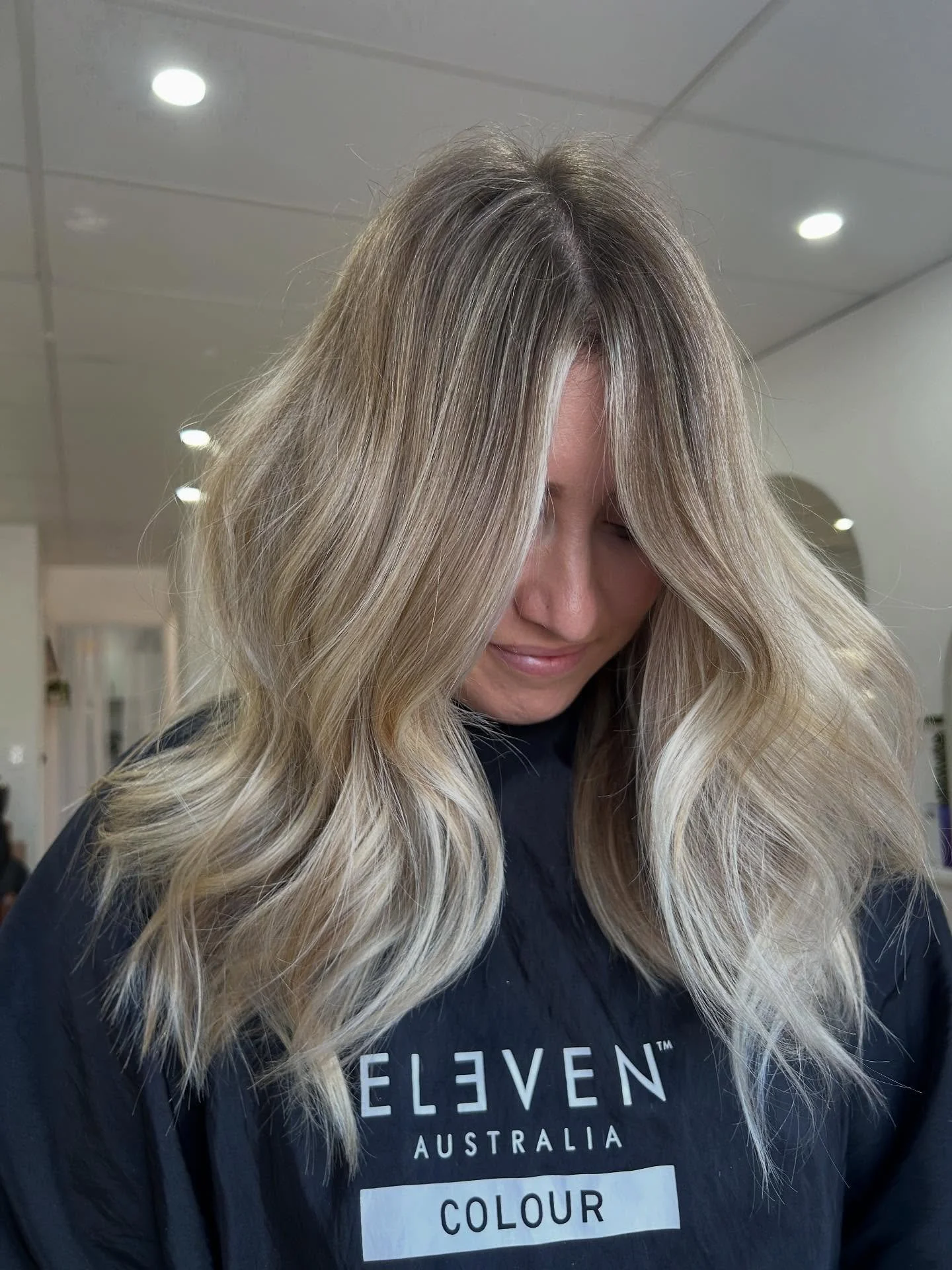 What to ask for - 

Soft face frame
Utilize natural for soft grow out. 
Lived in look. 

#goldcoastblondes #goldcoasthairdresser #livedinhaircolor #livedinblondes