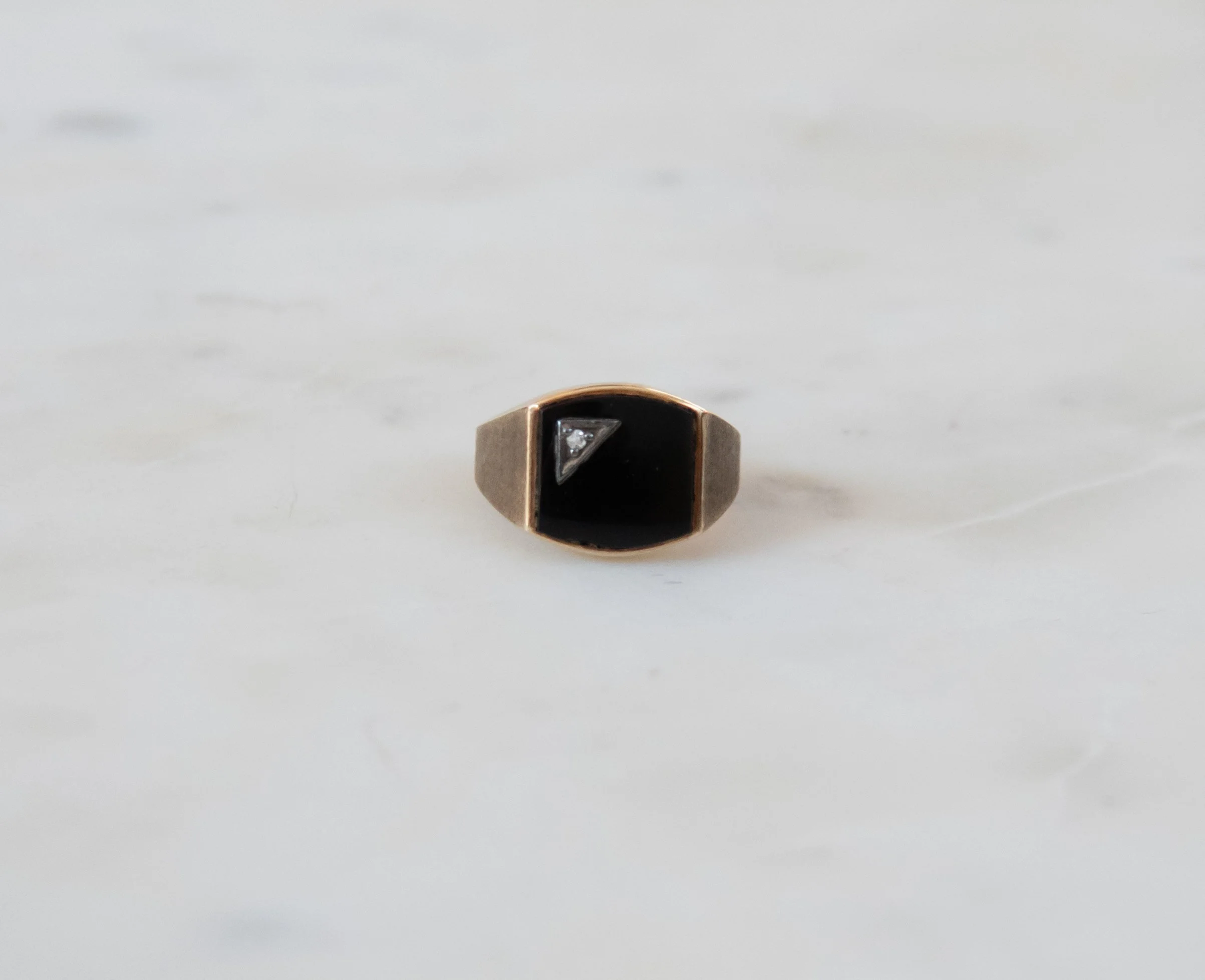 Vintage 10K Yellow Gold Ring with Onyx & Diamond Accent
