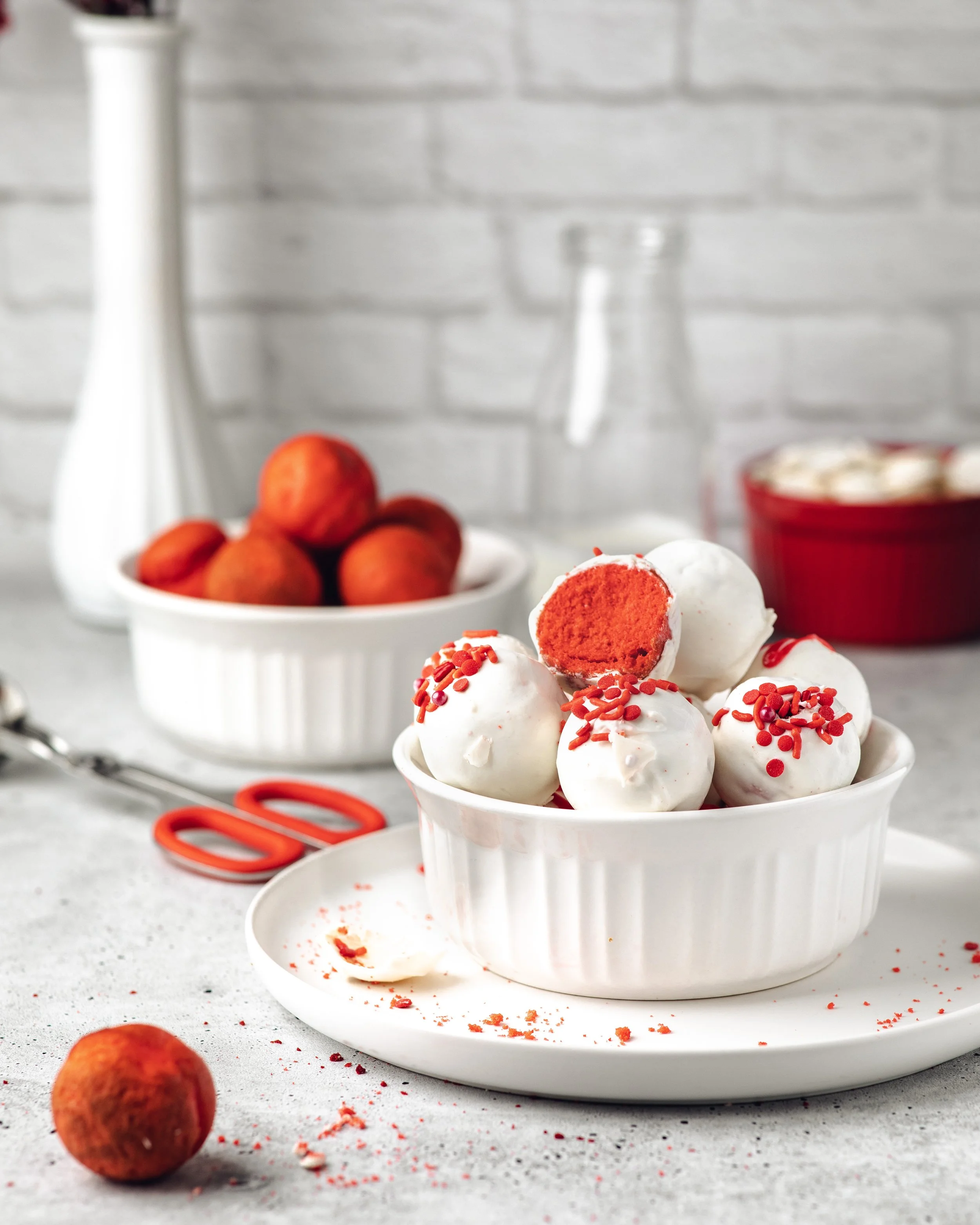 Red Velvet Cake Pops-11.jpg