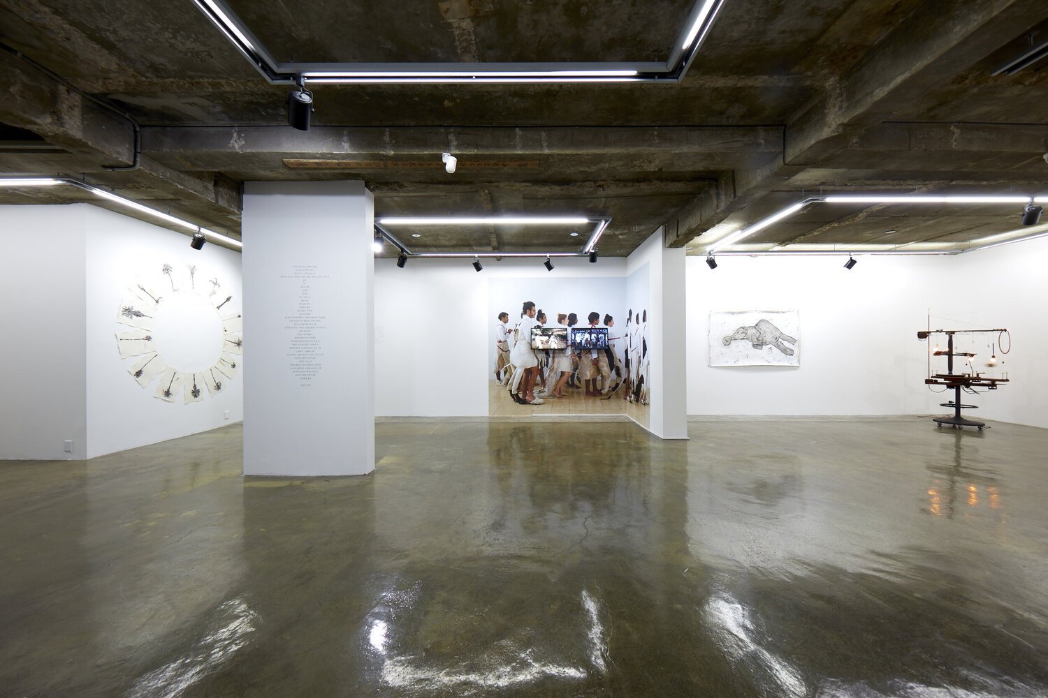 Installation+of,+Henosis,+Works+by+Aliansyah+Caniago,+Yang+Jung+Uk,+Mella+Jaarsma,+Baik+Art,+2018,+2Installation+of,+(The+Carrier),+Mella+Jaarsma,+Henosis,+Baik+Art,+2018_curated+by+Joshua+Hashemzadeh.jpg