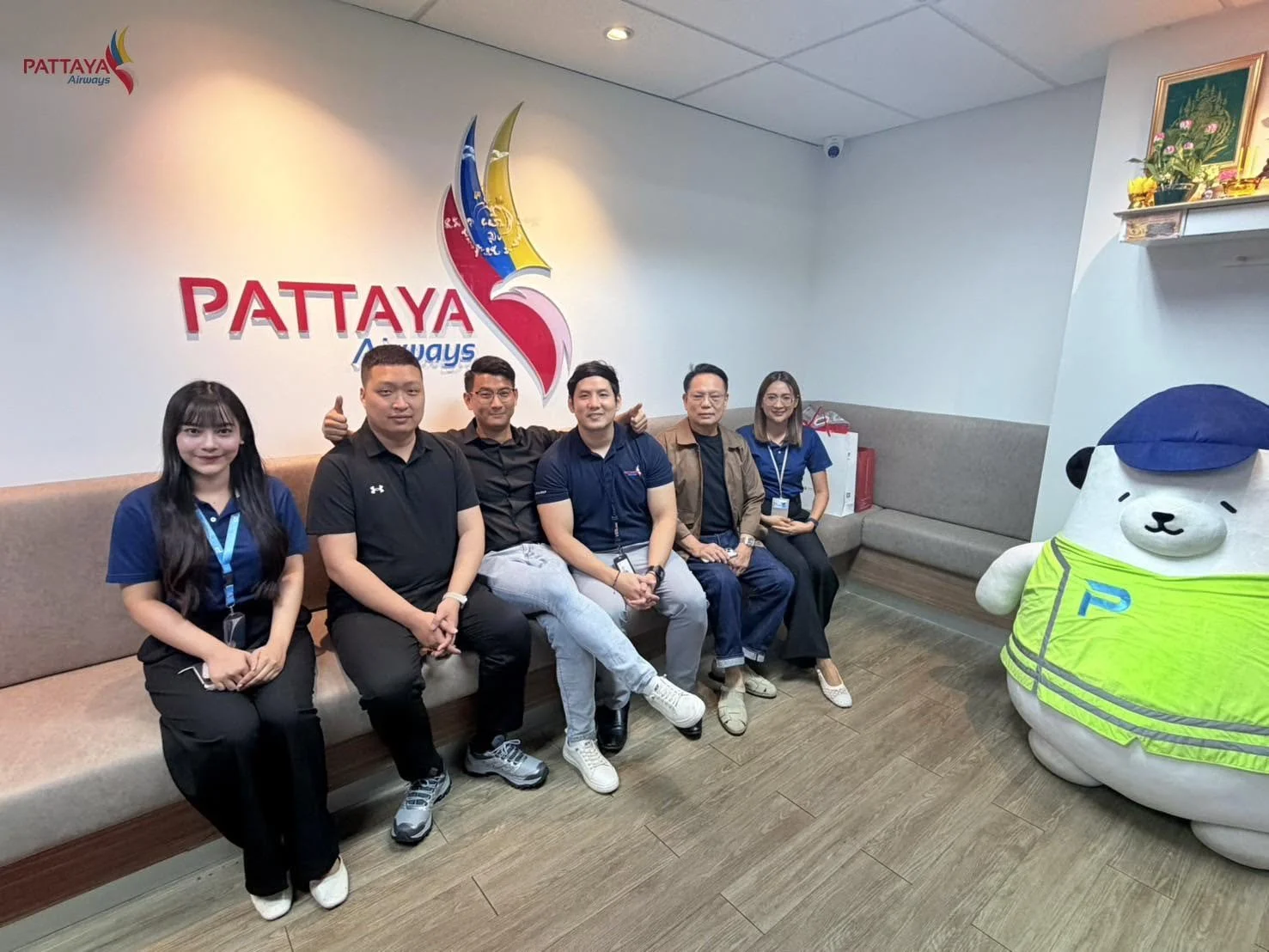 The Ground Operations and Commercial Department of Pattaya Airways conducted customer visits to discuss business opportunities and strategic cooperation in air cargo transportation.