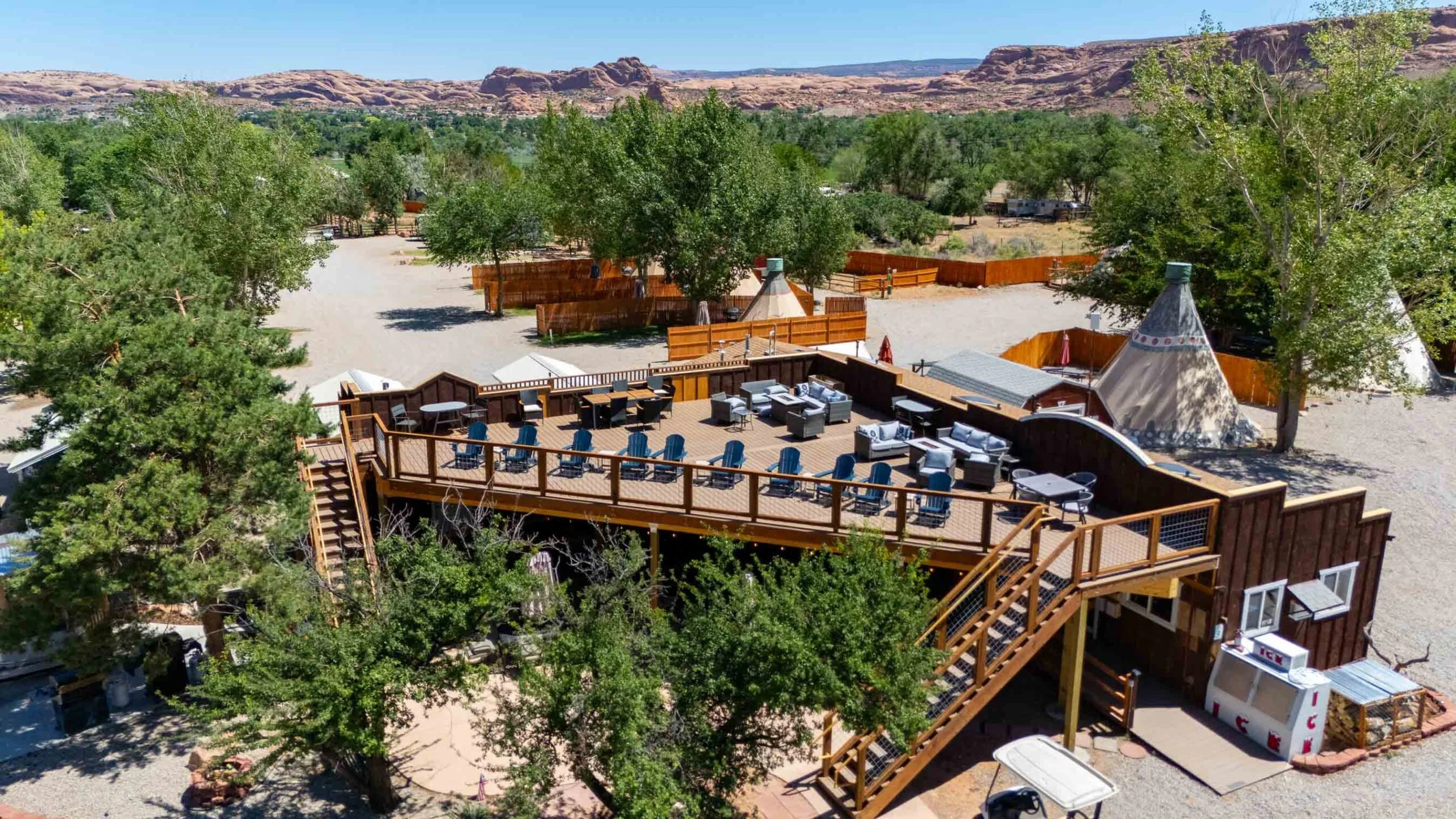 Moab RV and Glamping Resort Deck
