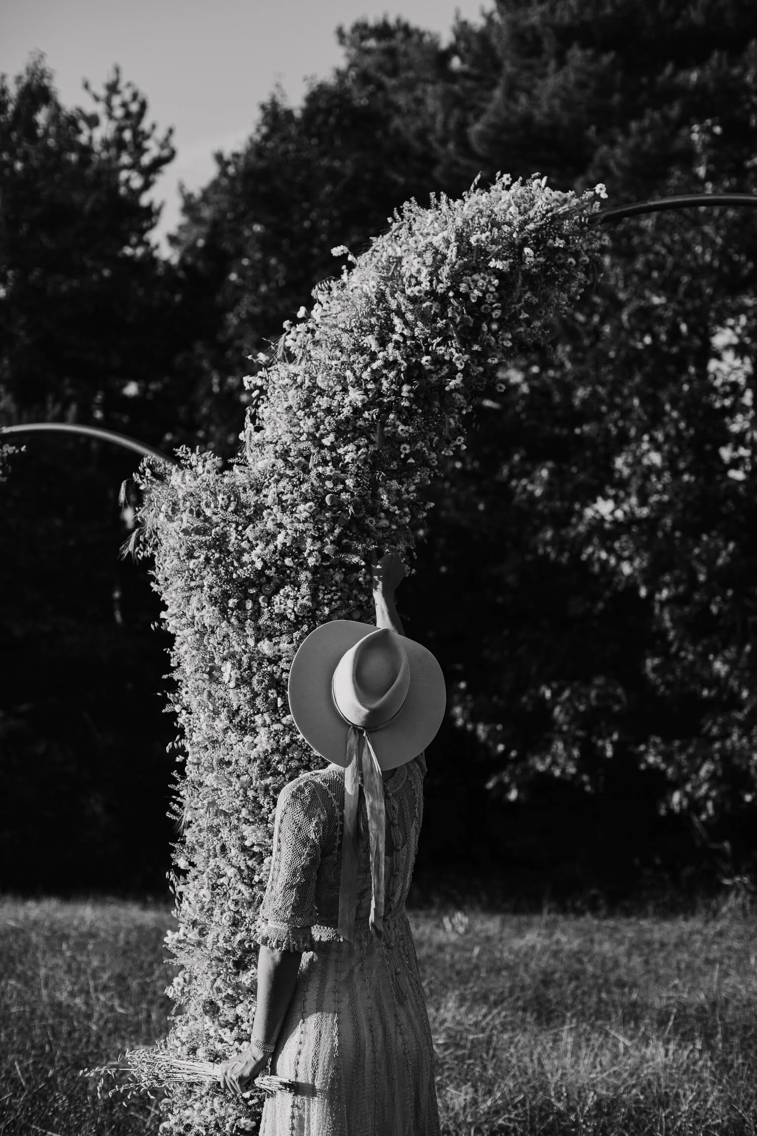 black and white arch.jpeg