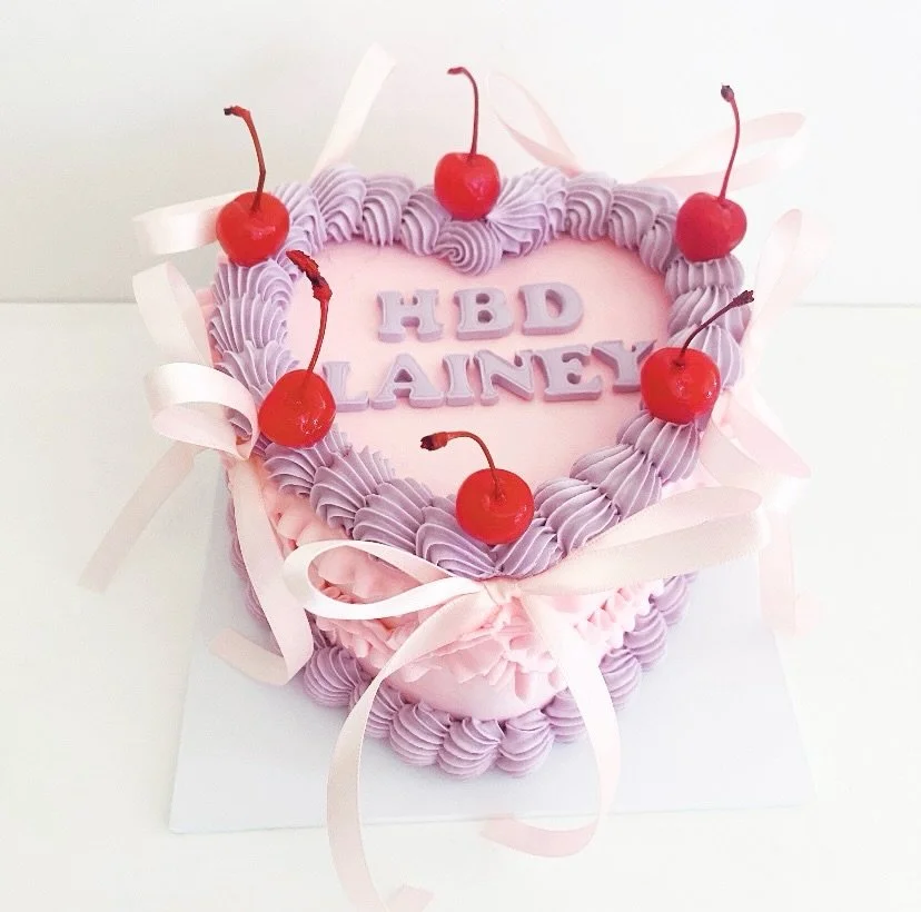 Mini heart cake 🍒💜🎀