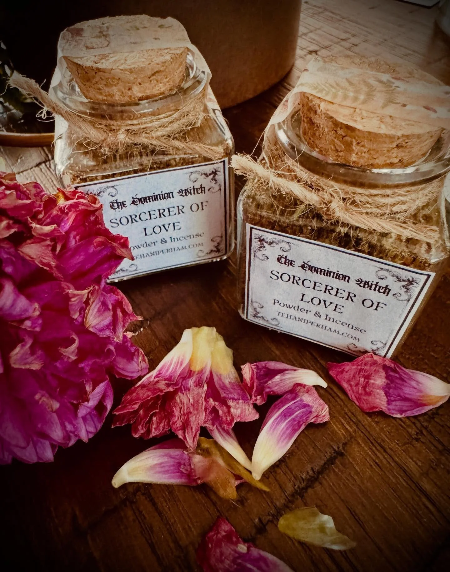 NEW Spell powders that can also be used as a loose incense. Burn on charcoal for specific purposes or sprinkle through your spell work. Available online now! 🪄