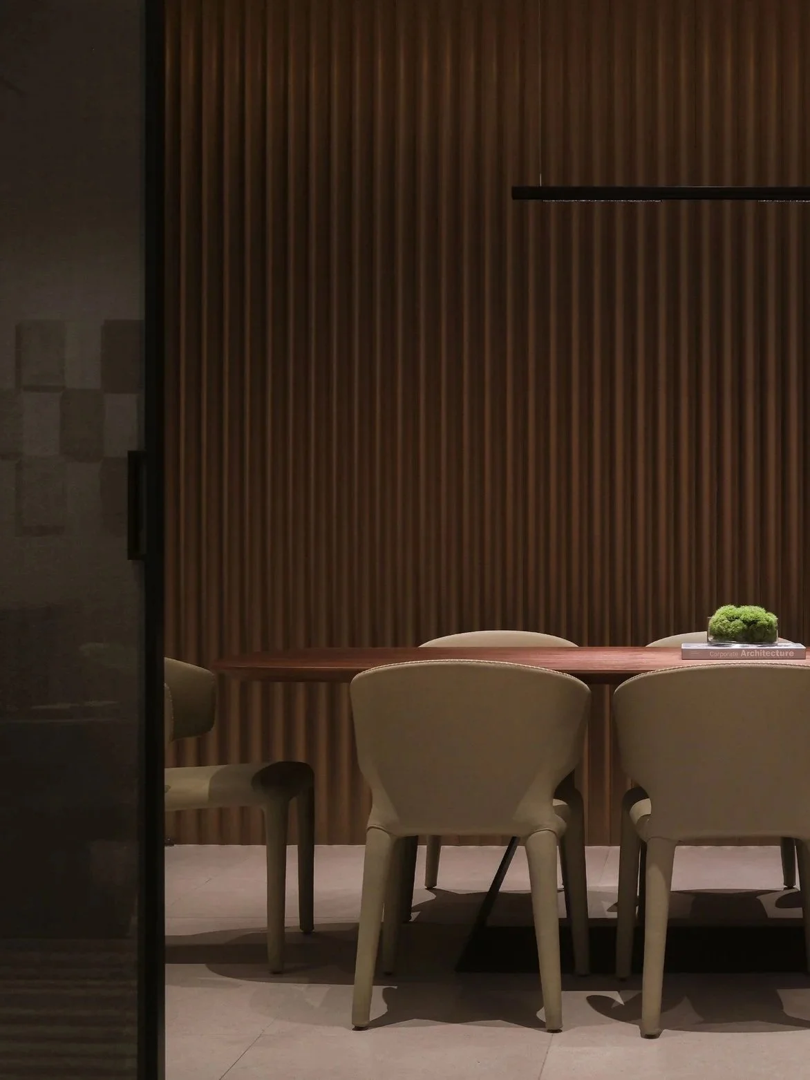 Vertiflute Visits 02: WKND Showroom