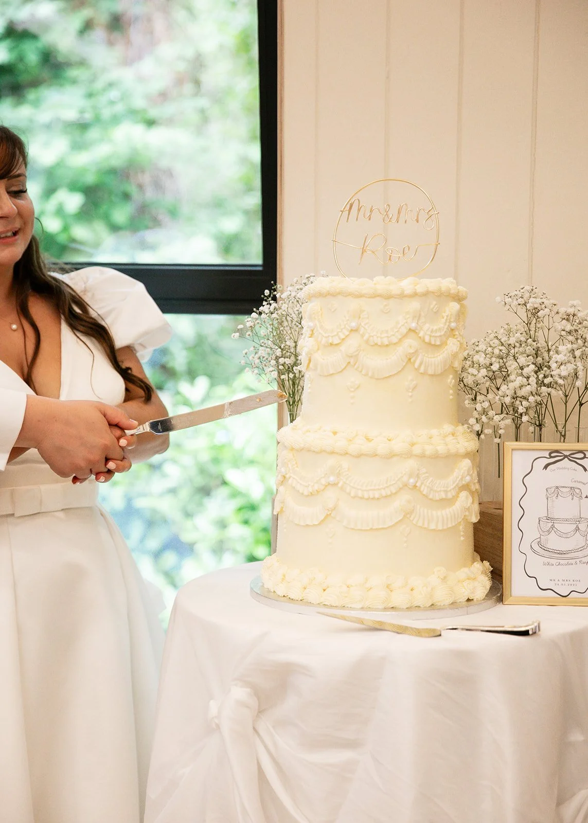White wedding cake