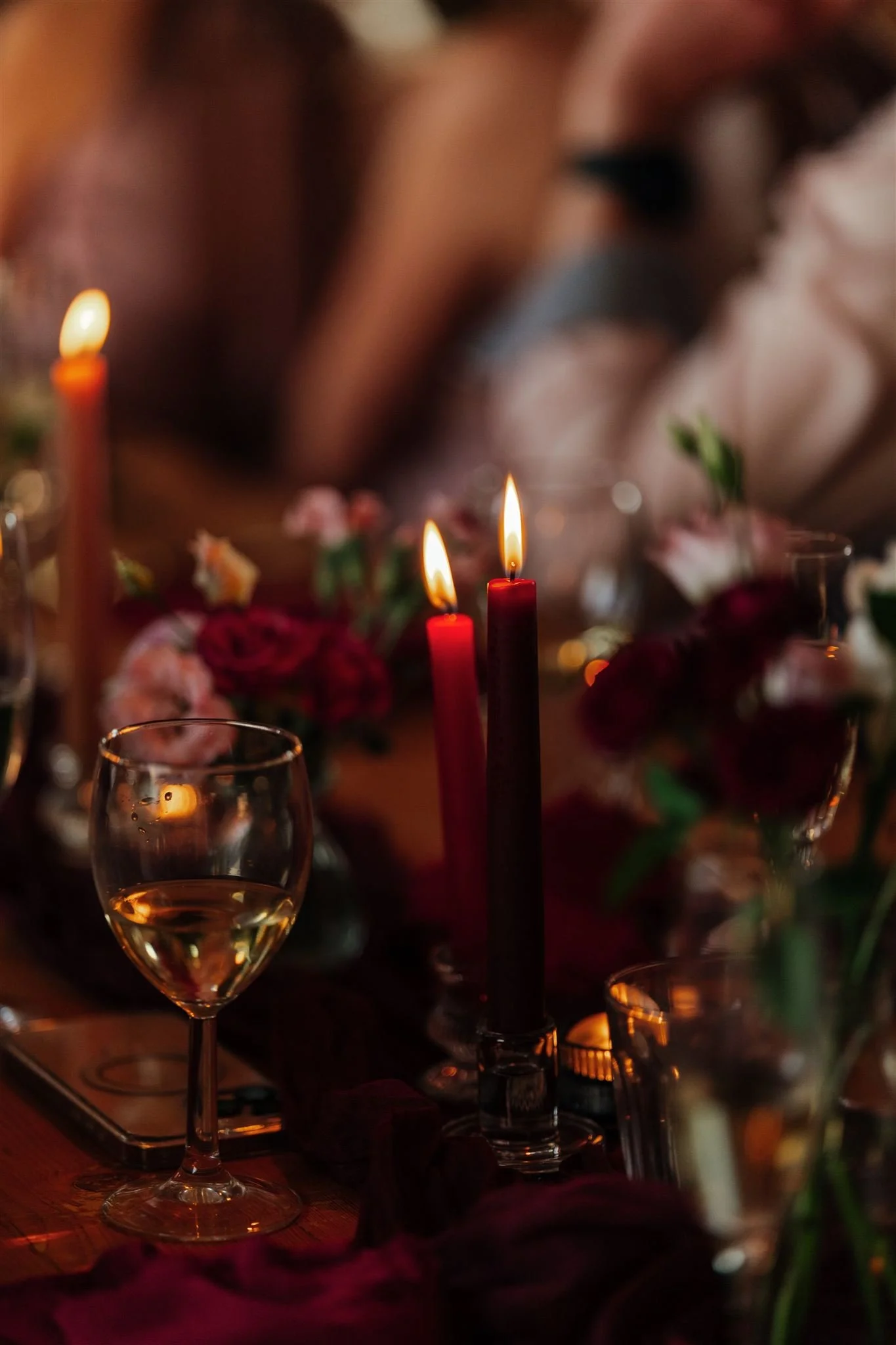 Winter wedding decor