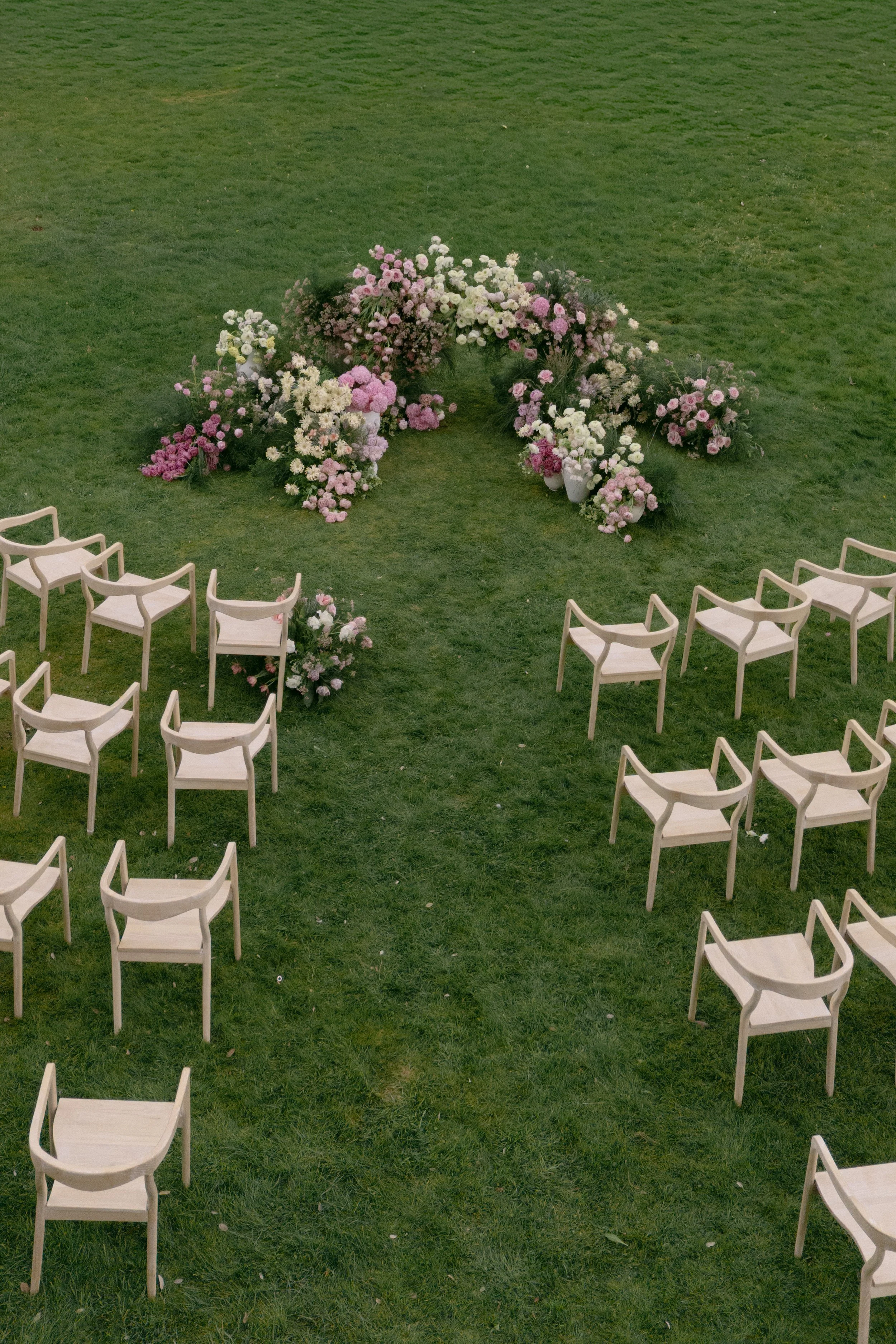 luxury wedding flowers 