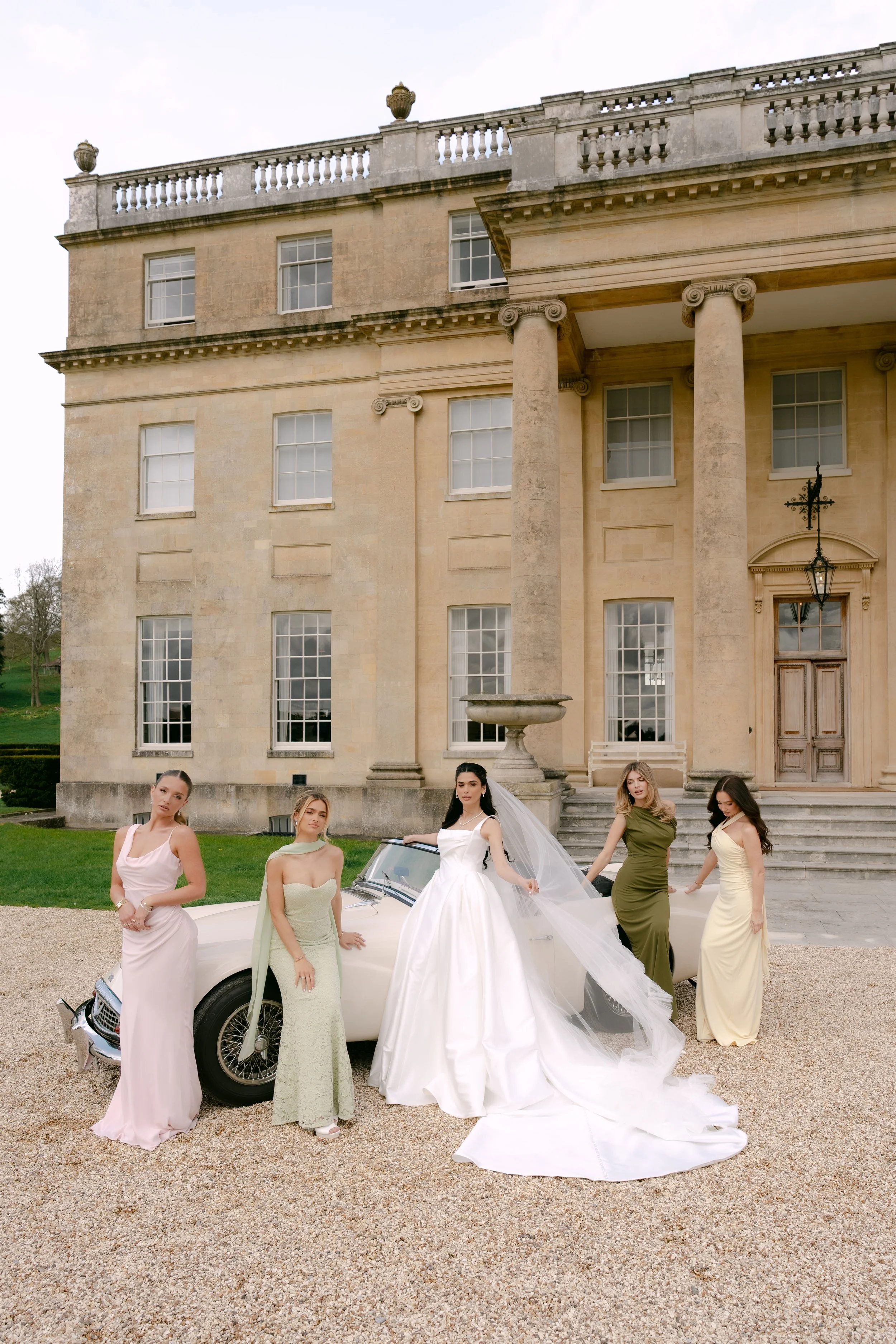 Photos to have with your bridesmaids
