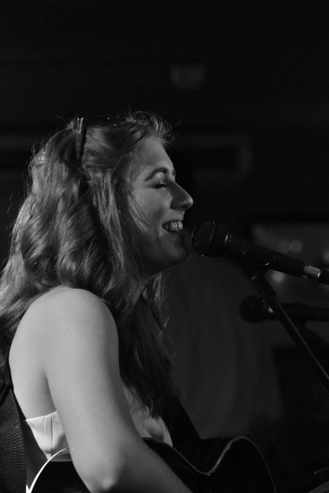 Emma De La Querra - Live
