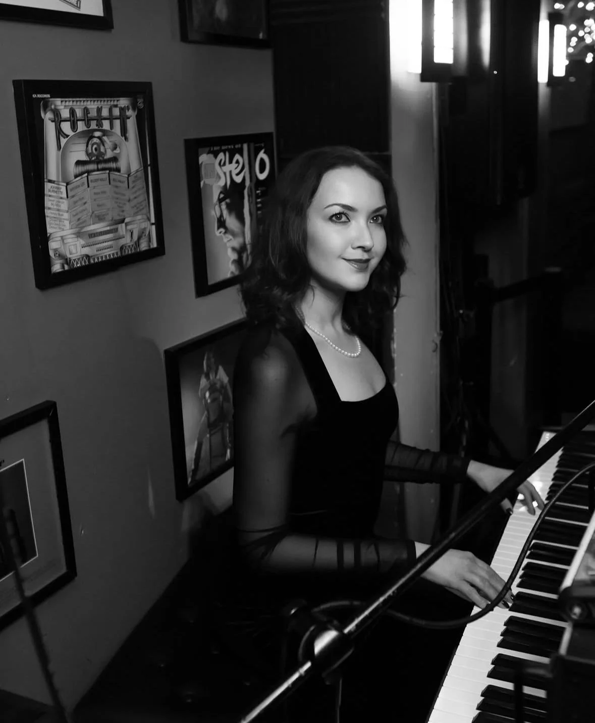 Maria Merinova Live