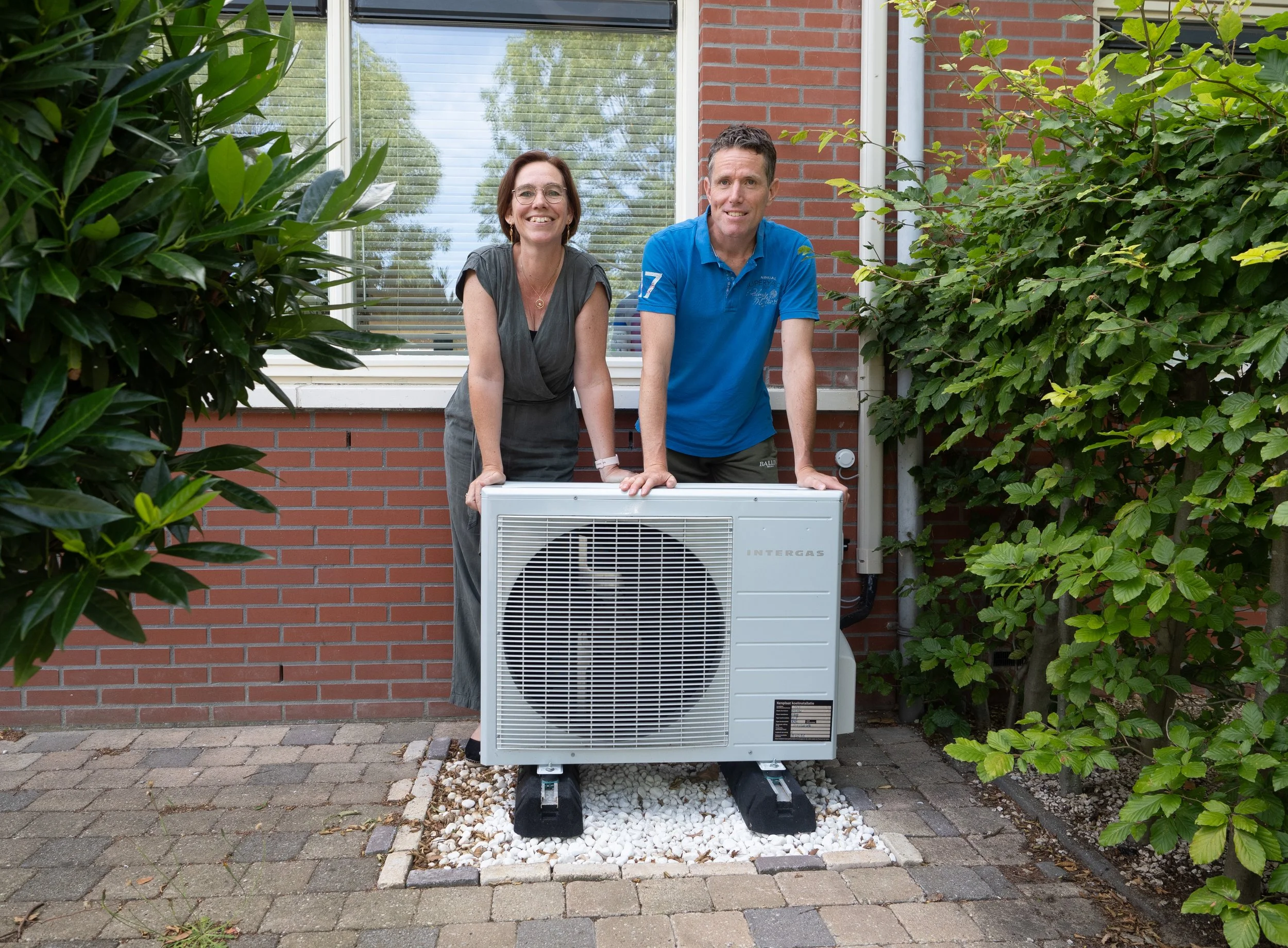 Angelique en Niels ruimen de obstakels van de warmtepompweg