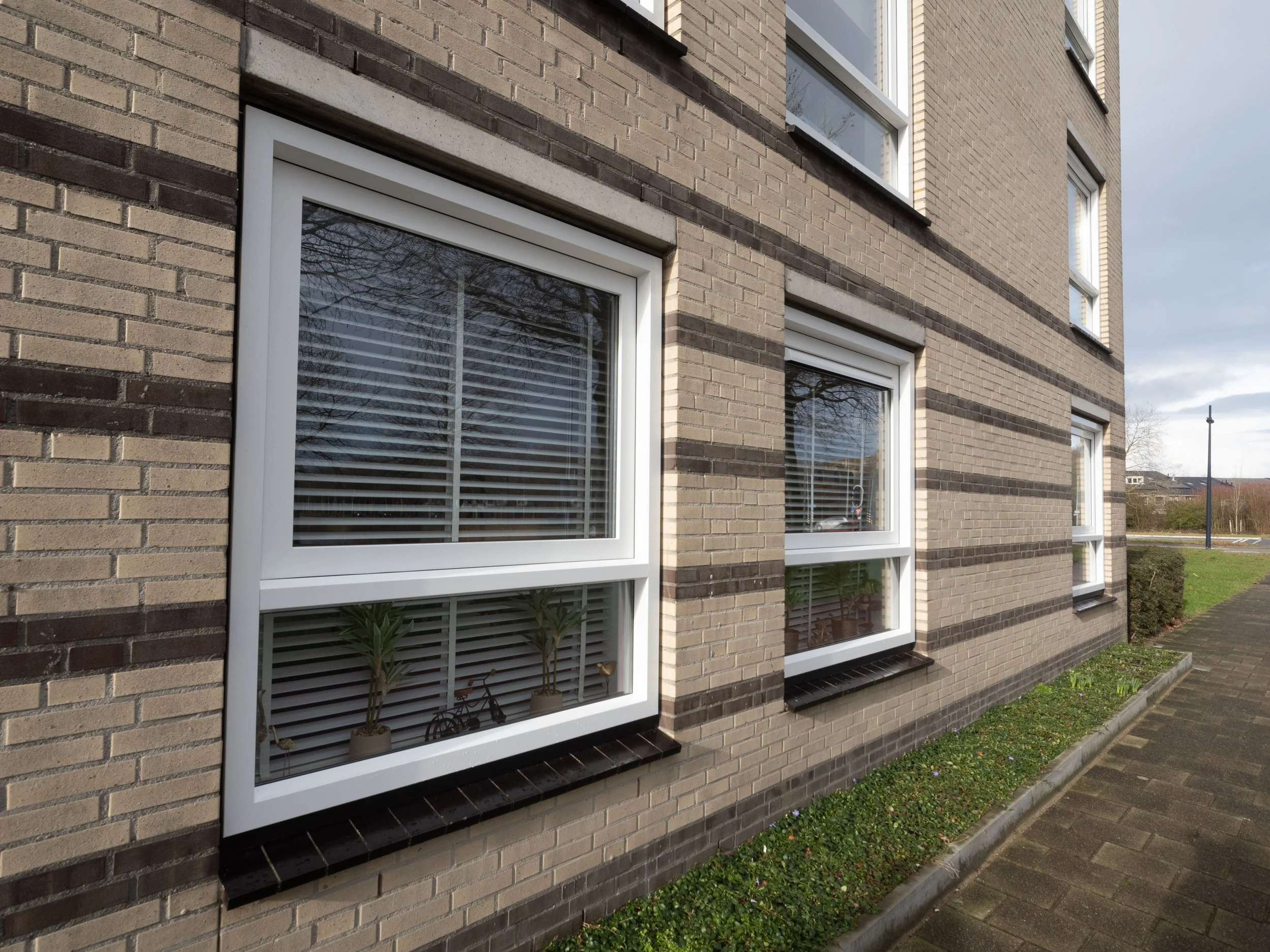 Ramen met het nieuwe HR++ glas van VvE de Wachter