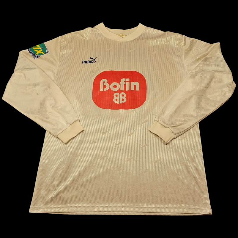 Uitshirt 2001-2002