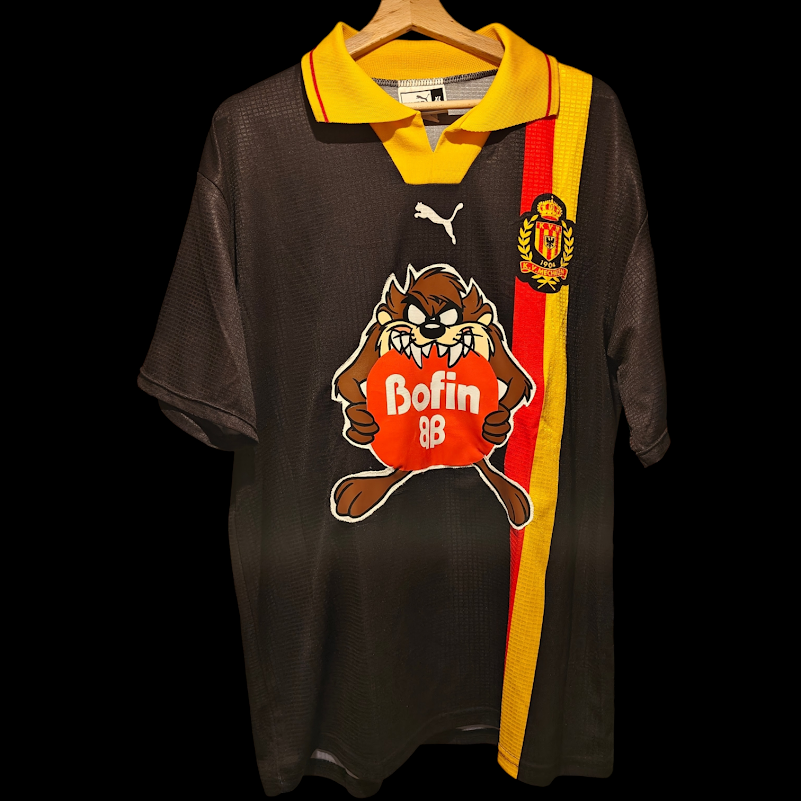 Uitshirt 2000-2001, tweede versie