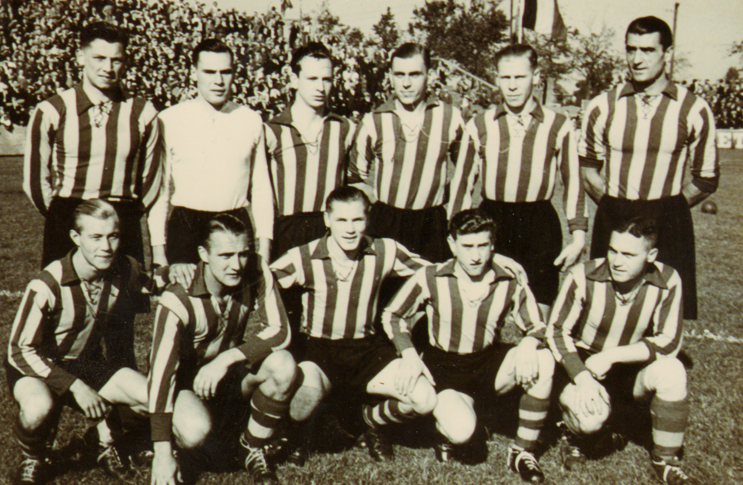 1949