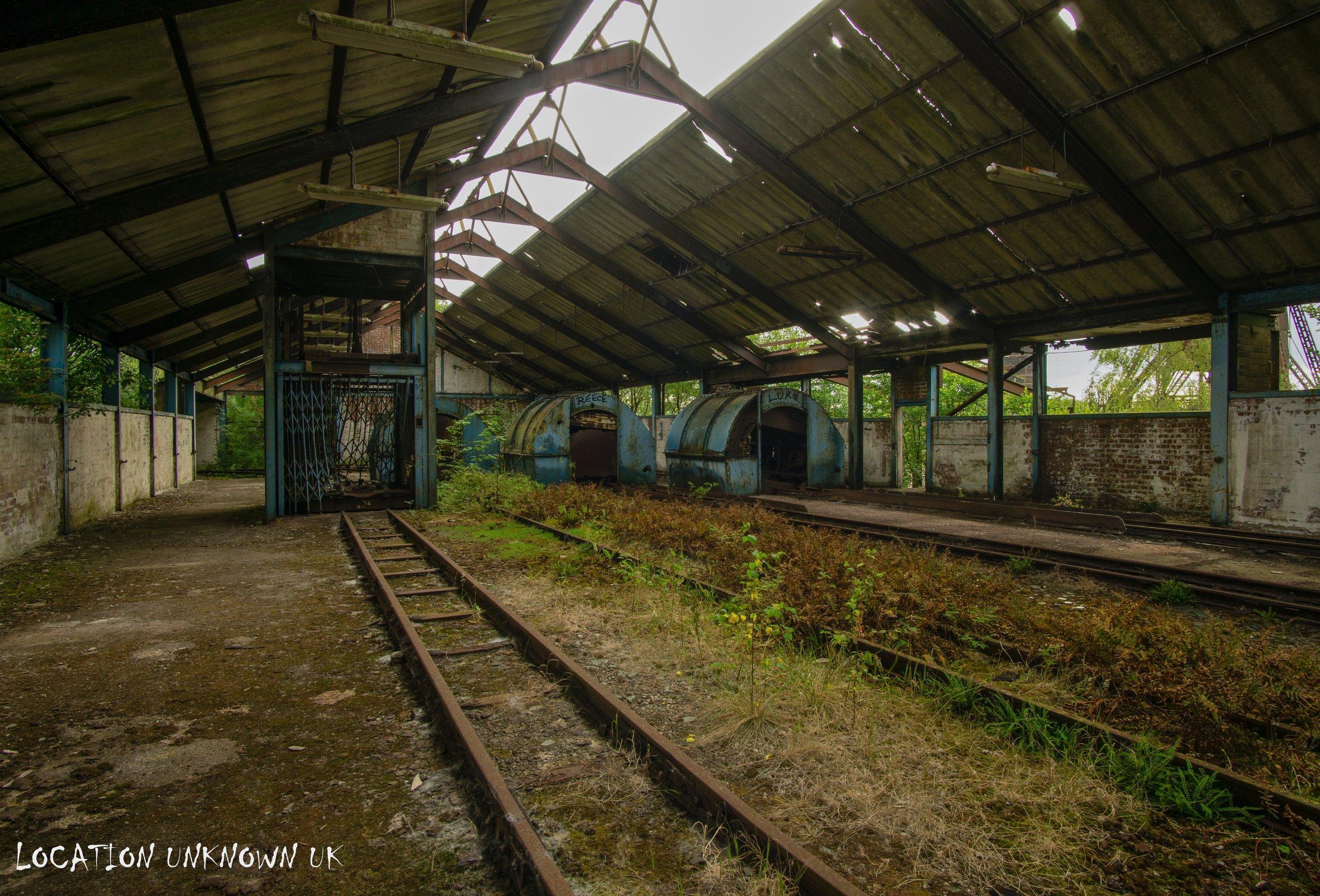Lift shaft and track bed still present.