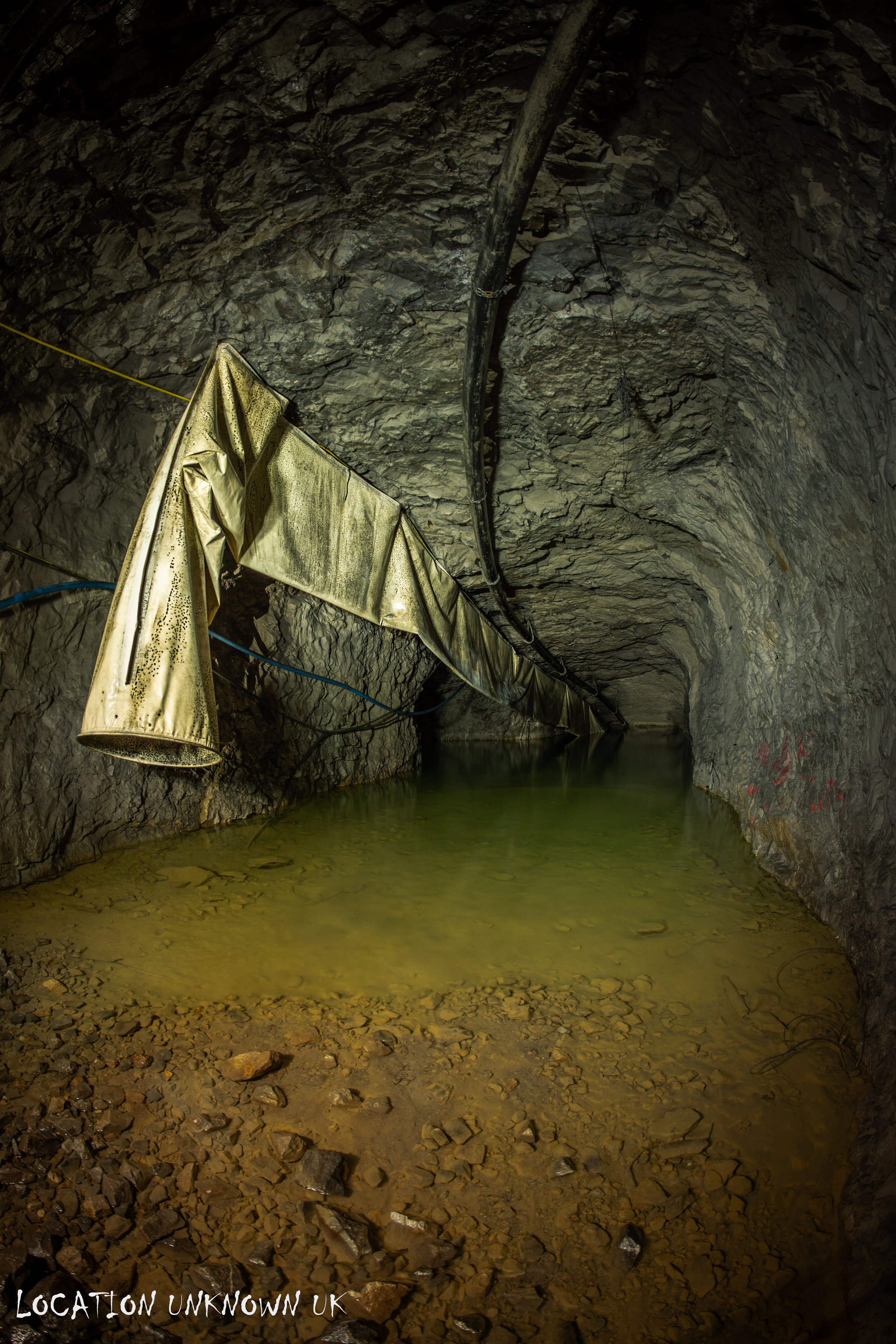 This sub level was driven a few years back and had its own pumps running 24/7, the cost of this endeavor was around £750,000 and it was expected to make a positive return on its investment with rich mineral ore exraction. What happend was a loosing