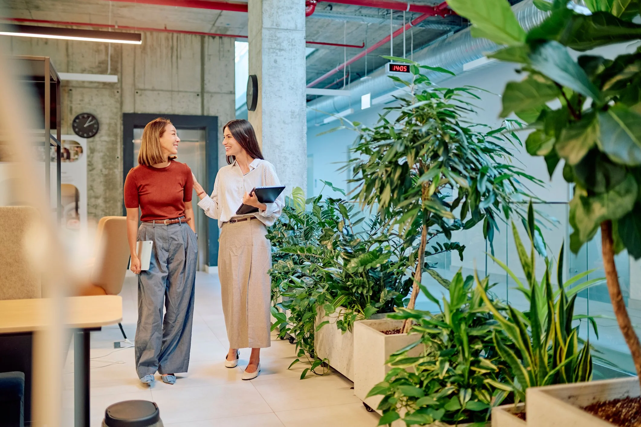 How to Improve Employee Wellbeing in the Workplace