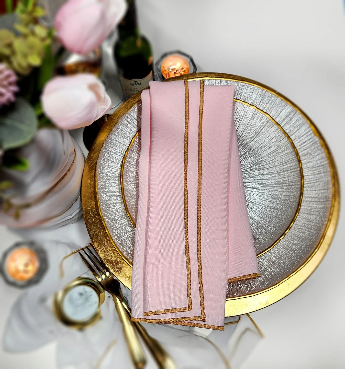 Pink Napkins with Gold Trim_eidenlinendecor 2.jpg