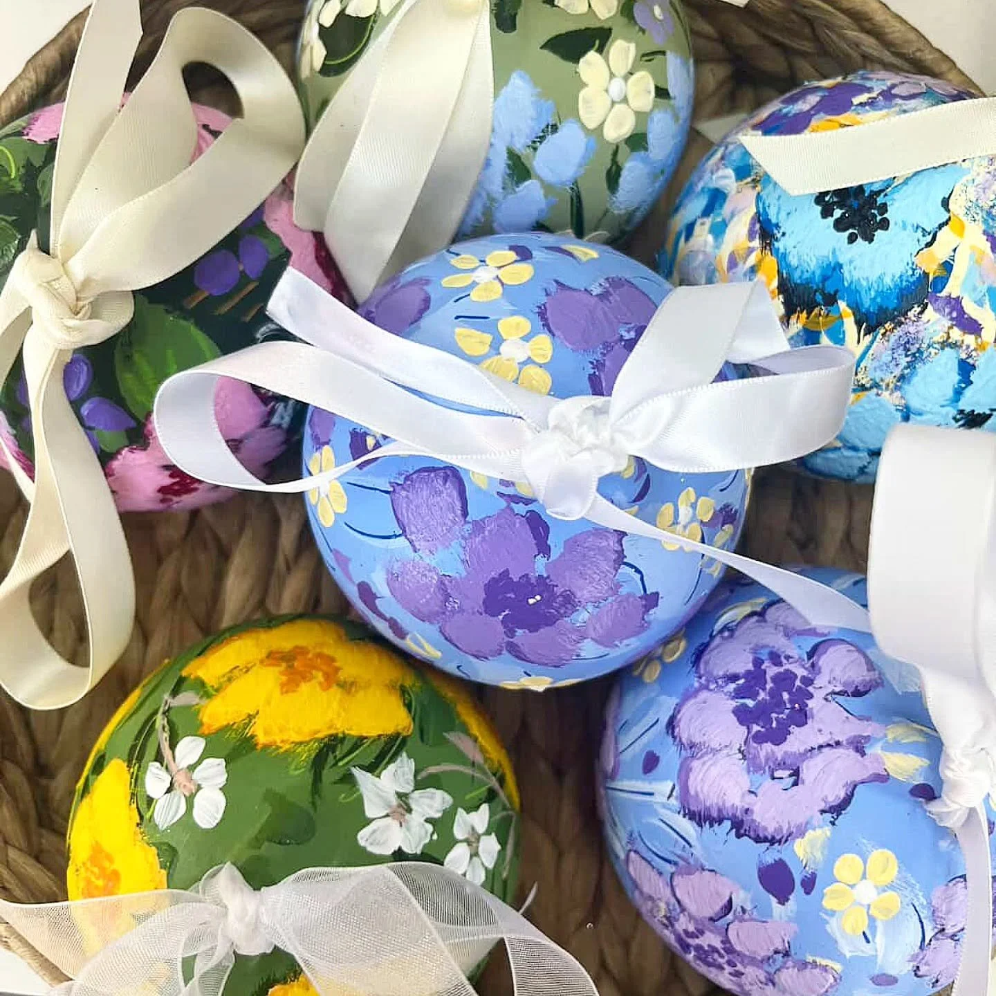 Just a few hand-painted Christmas baubles remaining in-store and online @giftsatteacup 🎄✨
The sweetest little Christmas keepsakes x

📸 Photo courtesy of @giftsatteacup 💗

#handpaintedchristmas #christmasdecor #shoplocal #australianartist #christma